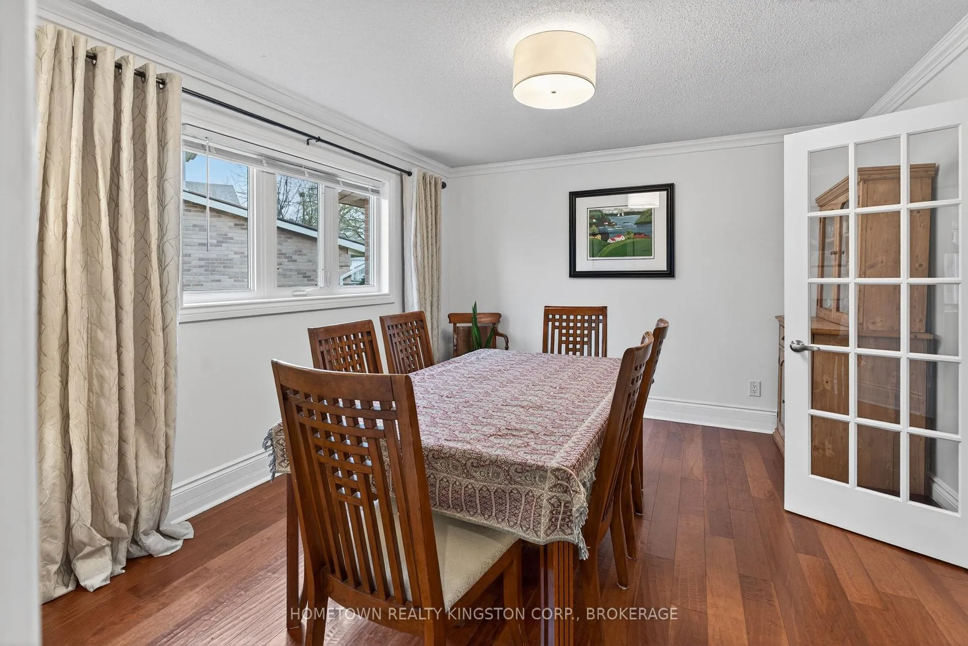 Photo 6 of 927 Edinborough Crescent, Kingston, North of Taylor-Kidd Blvd — HOMEH