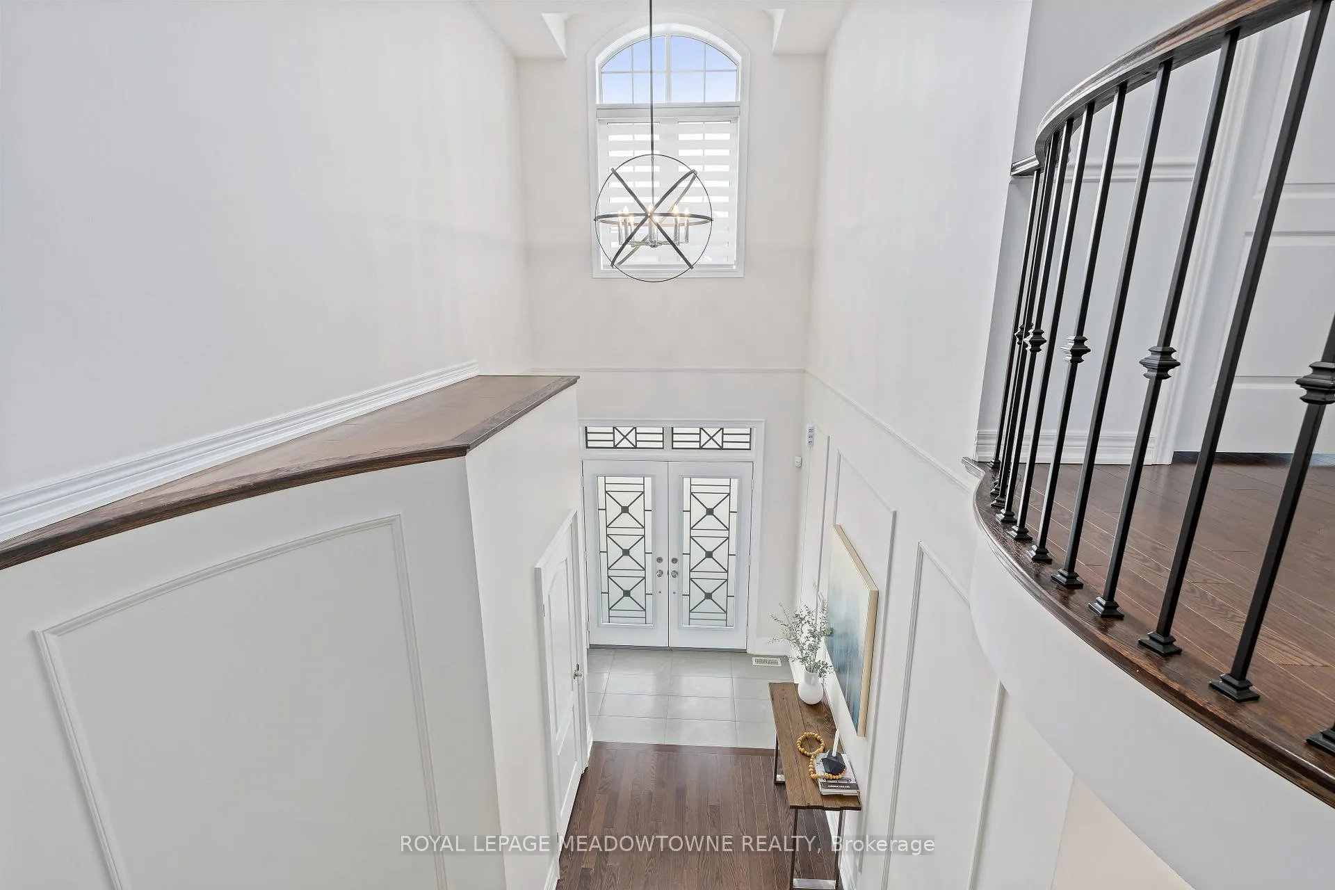 Photo 9 of 10 Silver Pond Drive, Halton Hills, Georgetown — HOMEH