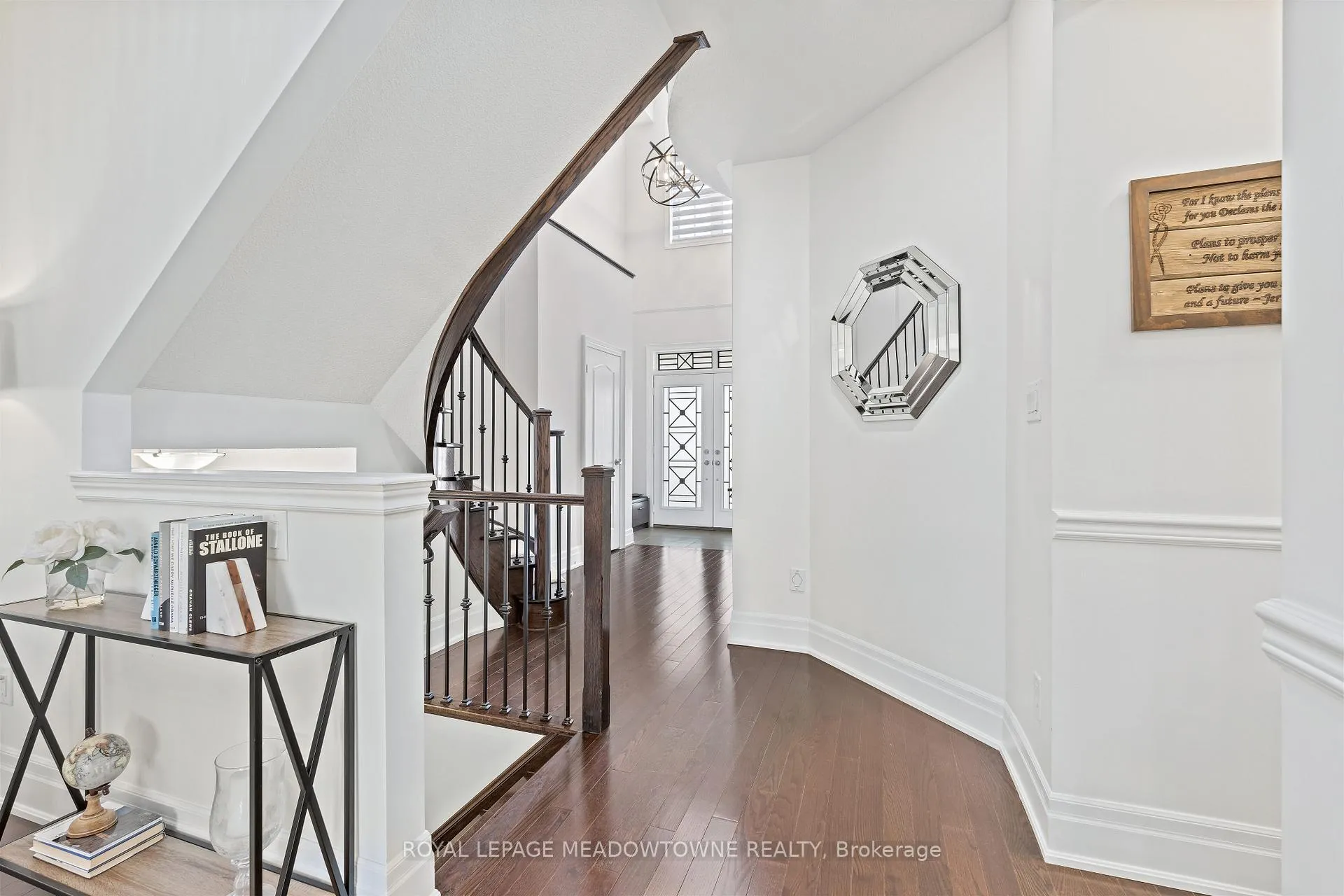 Photo 10 of 10 Silver Pond Drive, Halton Hills, Georgetown — HOMEH