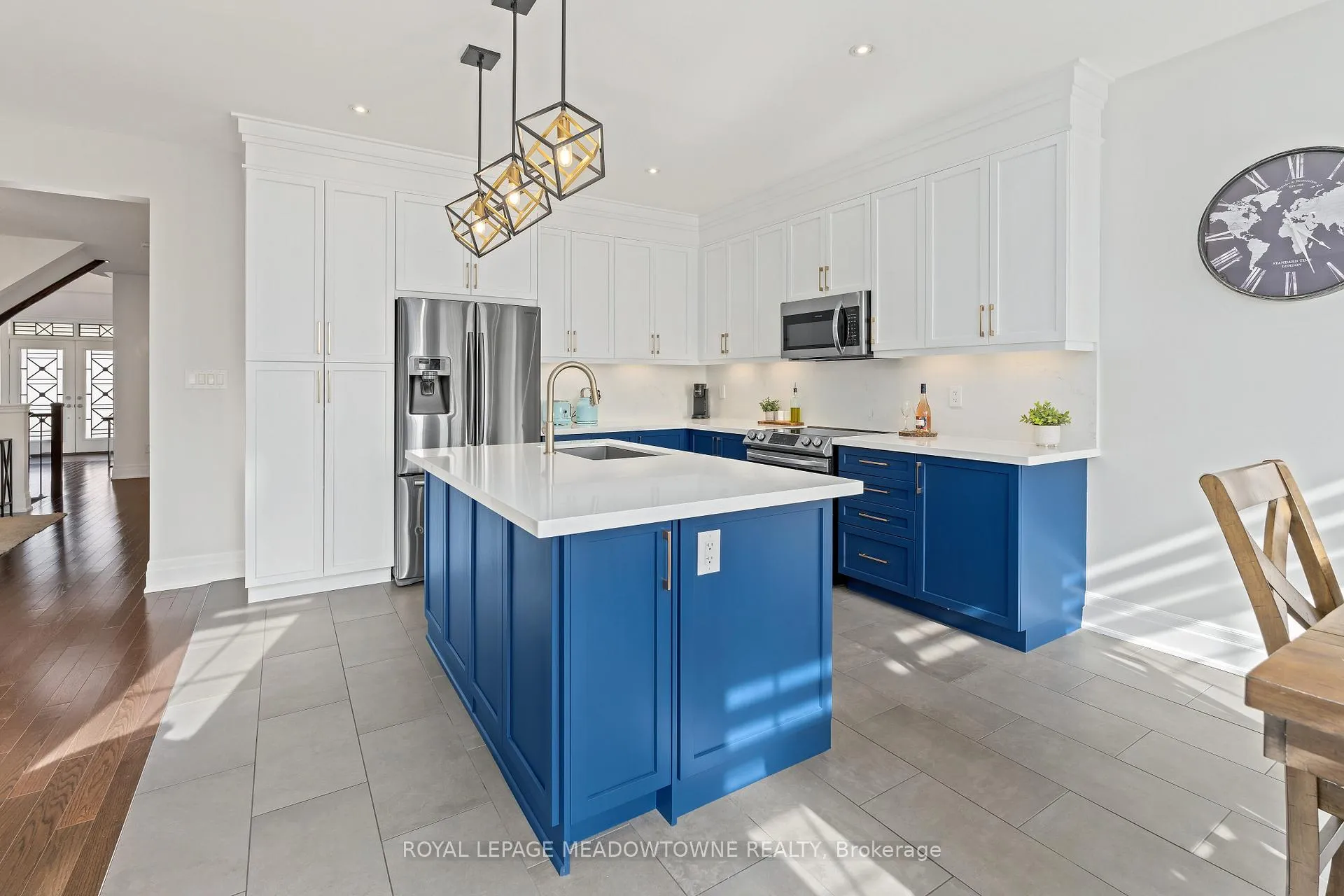 Photo 15 of 10 Silver Pond Drive, Halton Hills, Georgetown — HOMEH