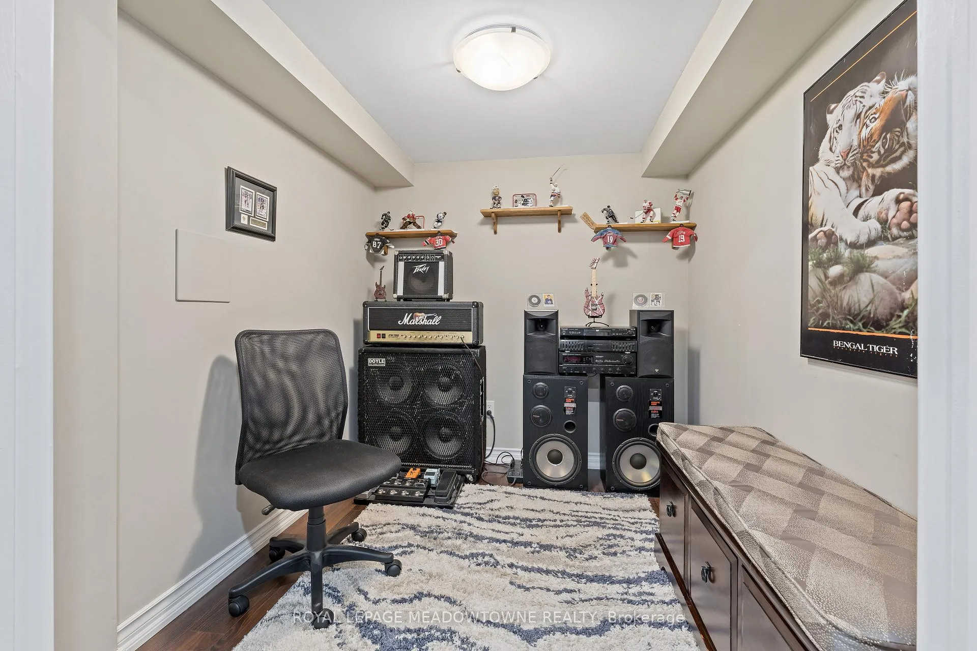 Photo 37 of 10 Silver Pond Drive, Halton Hills, Georgetown — HOMEH