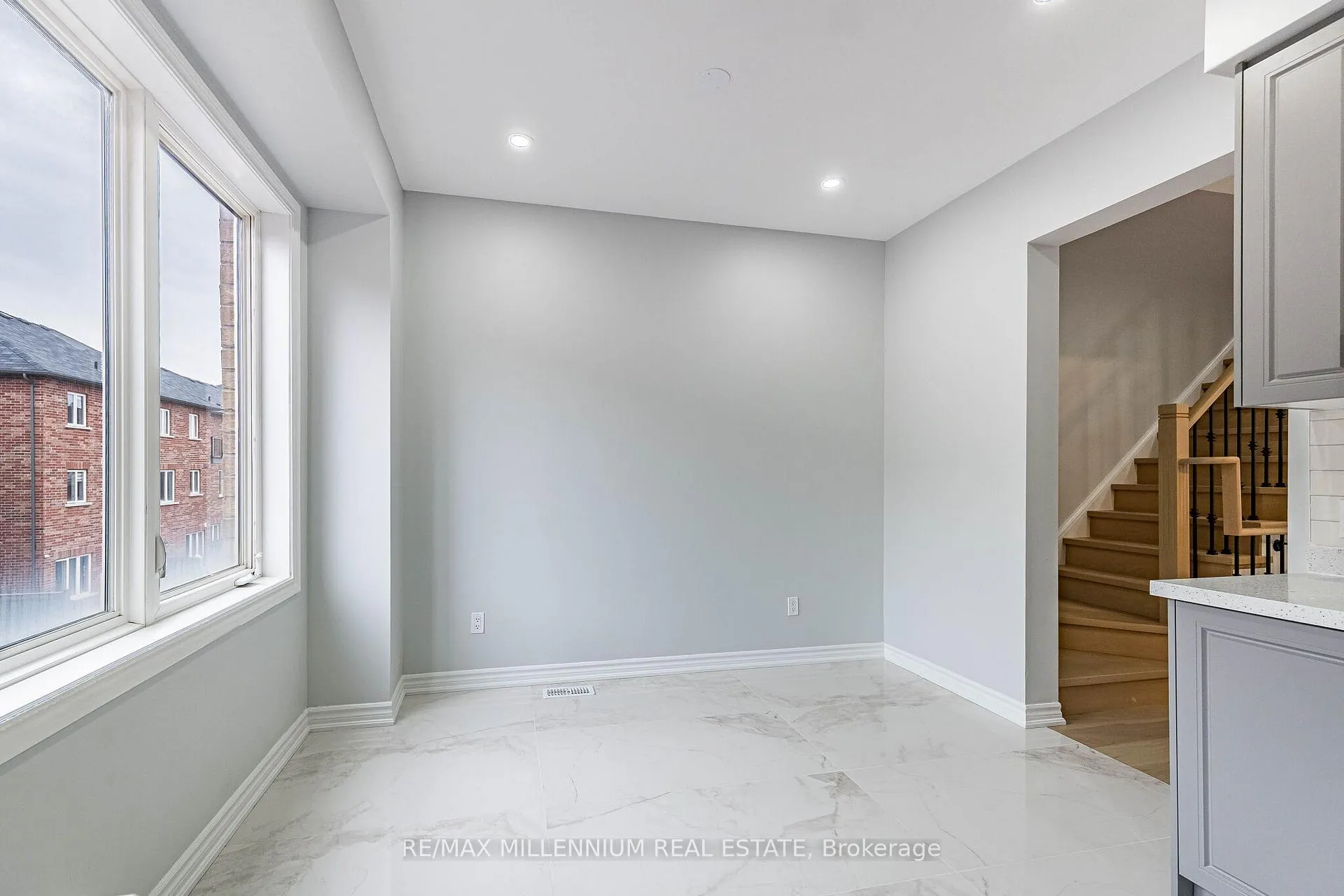 Photo 26 of 22 Magdalene Crescent, Brampton, Heart Lake — HOMEH