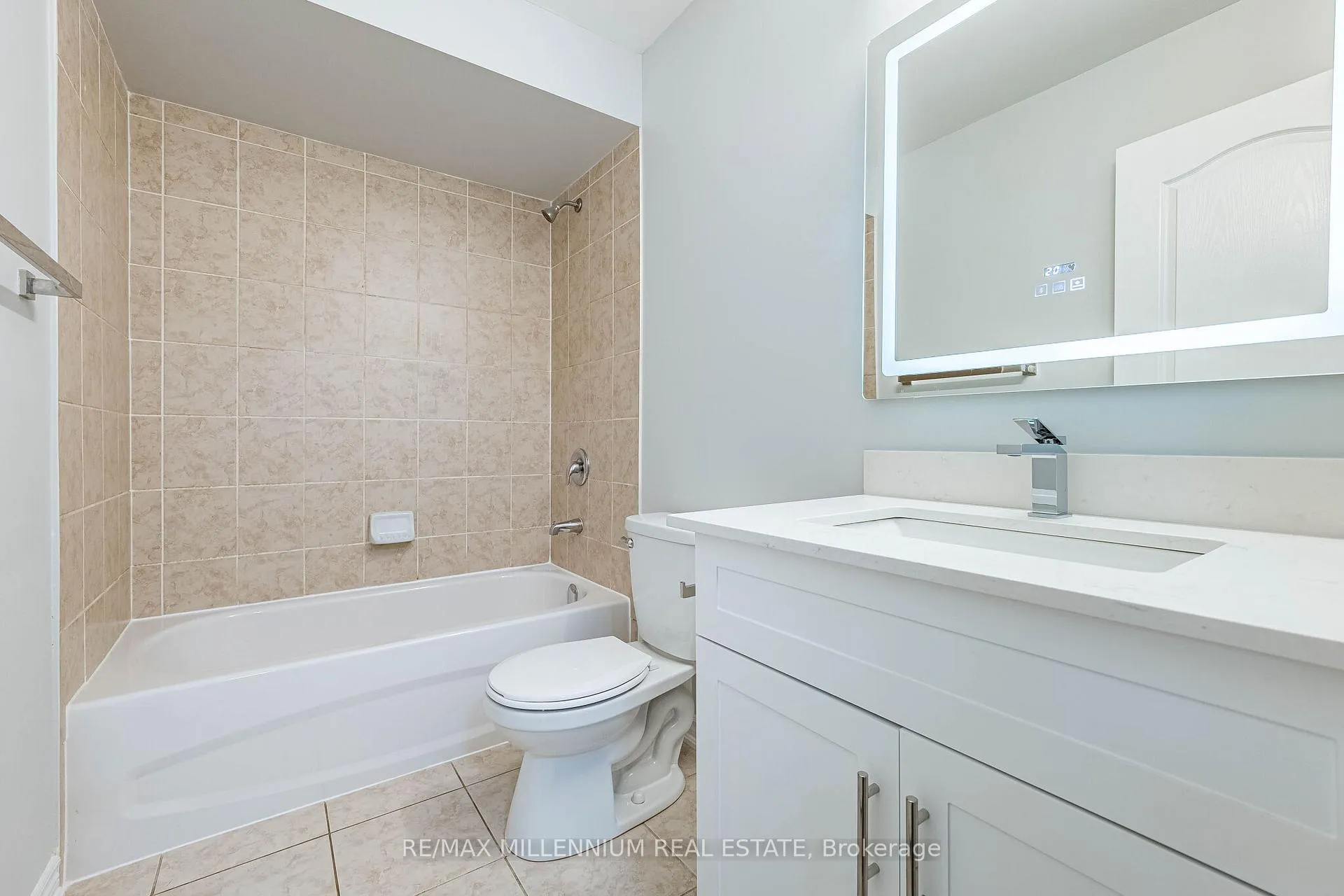 Photo 45 of 22 Magdalene Crescent, Brampton, Heart Lake — HOMEH