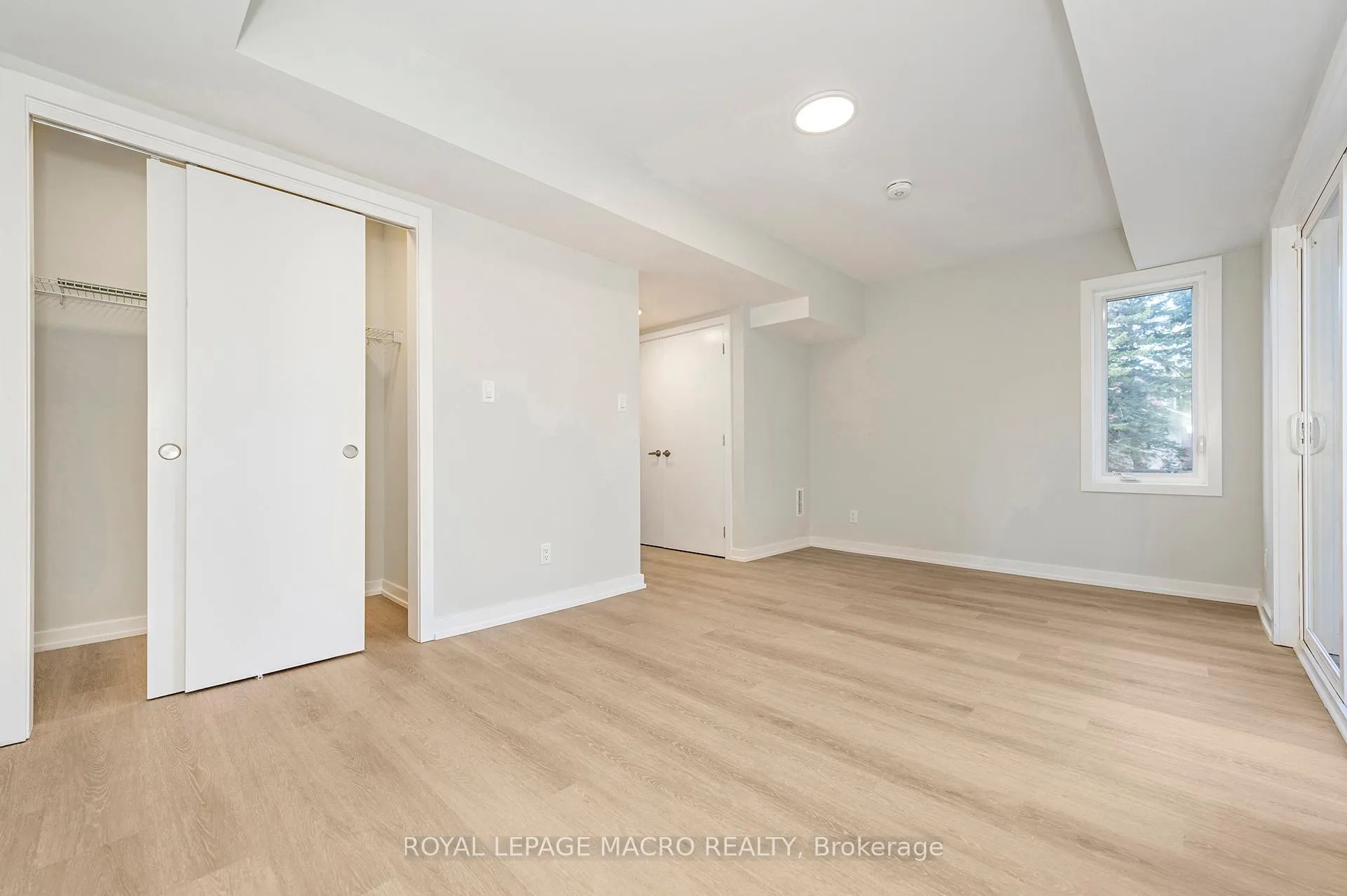 Photo 9 of 2 Winters Crescent, Collingwood — HOMEH