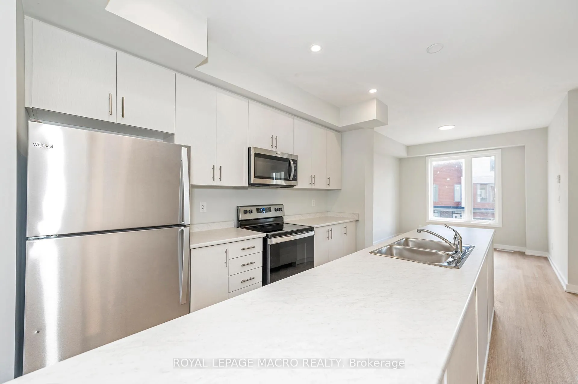 Photo 16 of 2 Winters Crescent, Collingwood — HOMEH