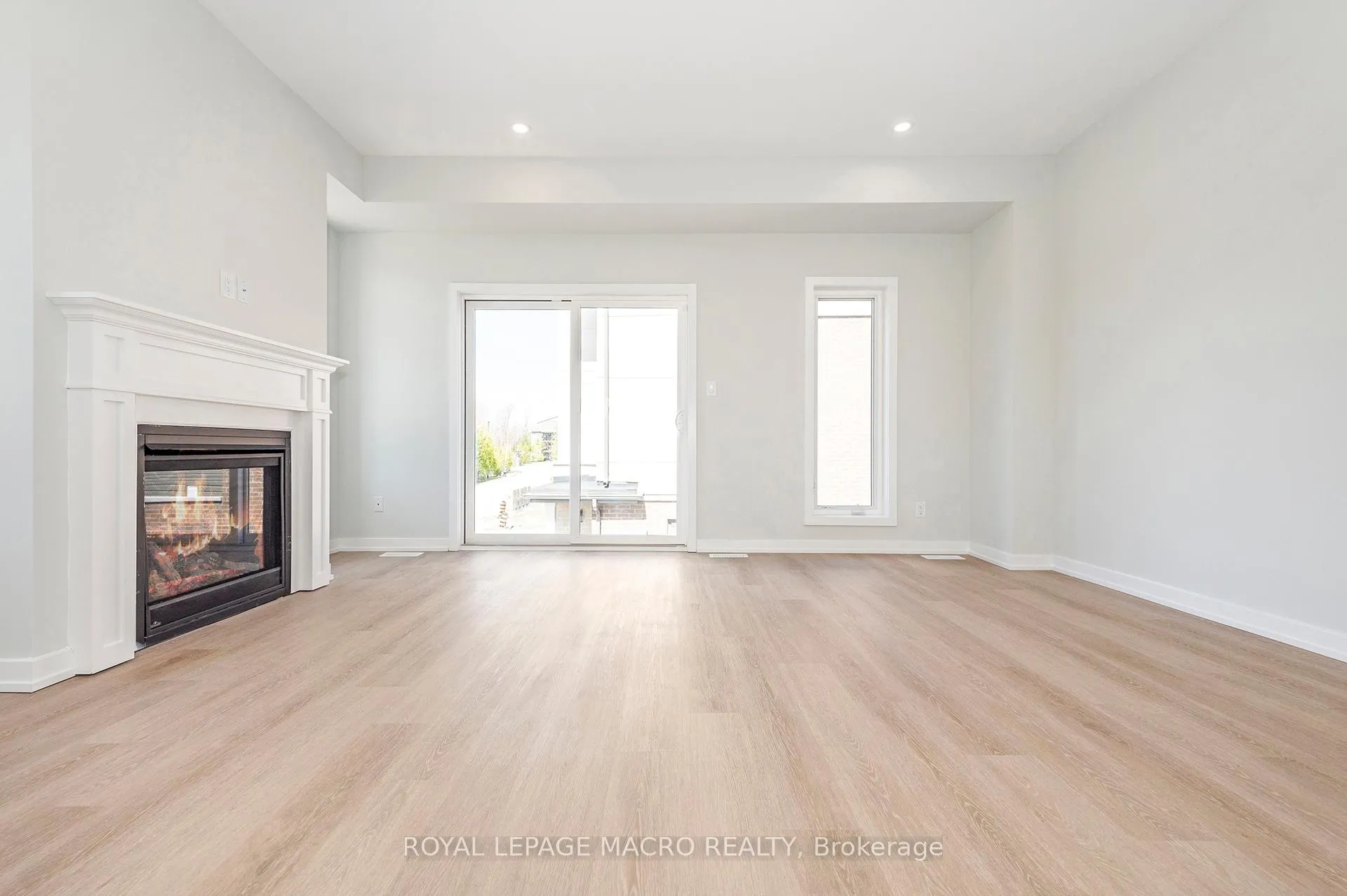Photo 17 of 2 Winters Crescent, Collingwood — HOMEH