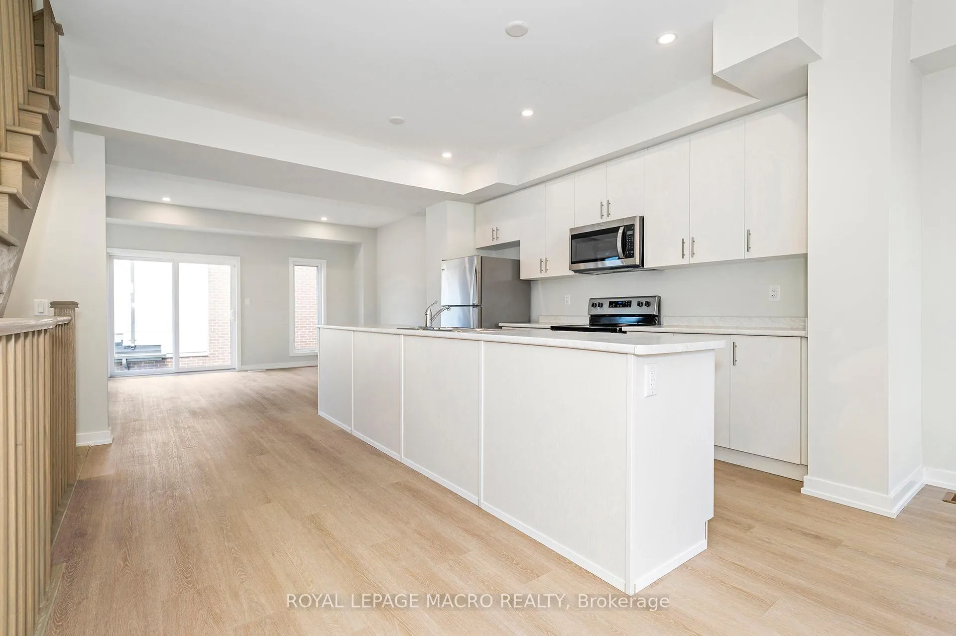 Photo 21 of 2 Winters Crescent, Collingwood — HOMEH