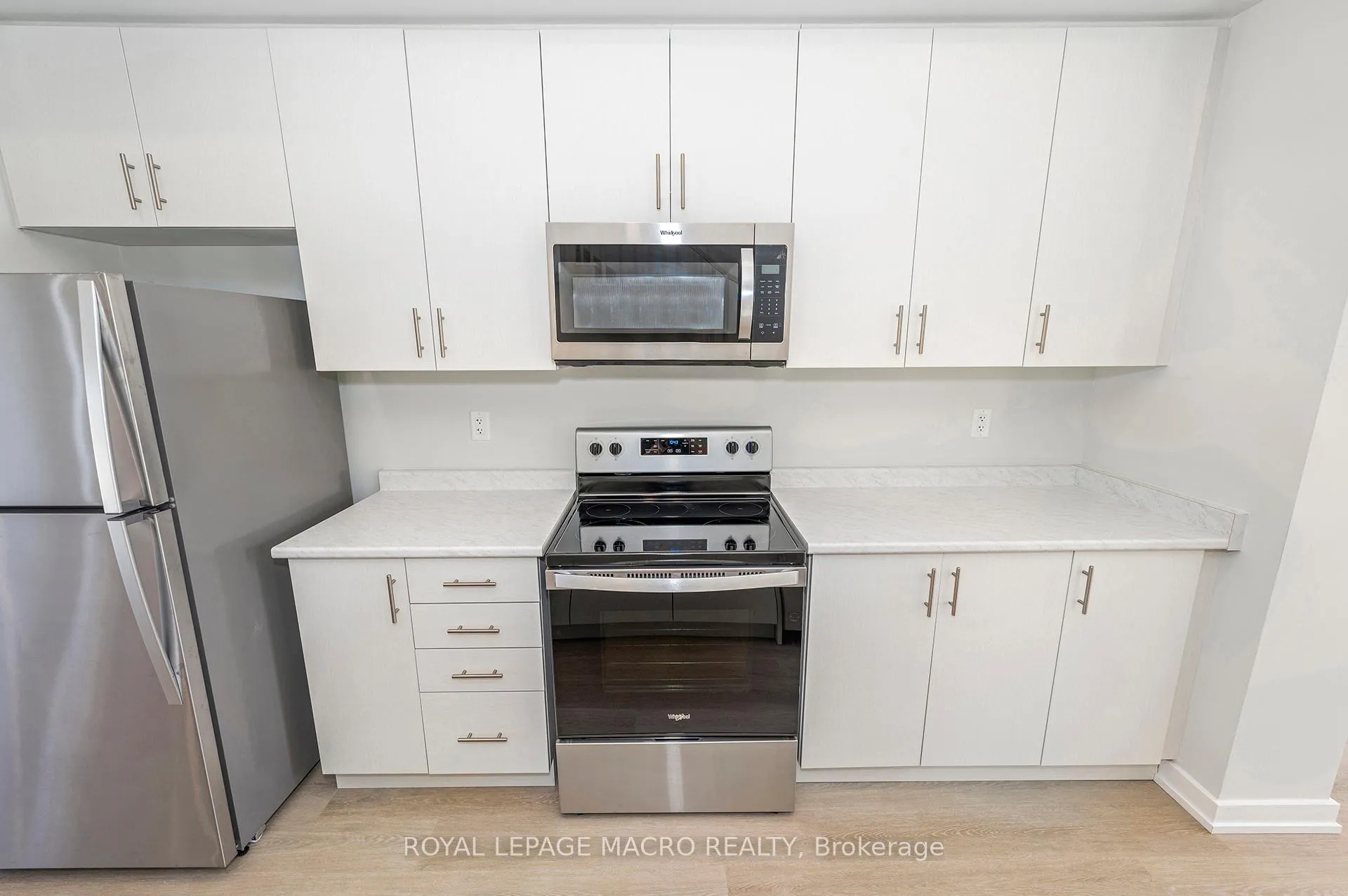 Photo 24 of 2 Winters Crescent, Collingwood — HOMEH