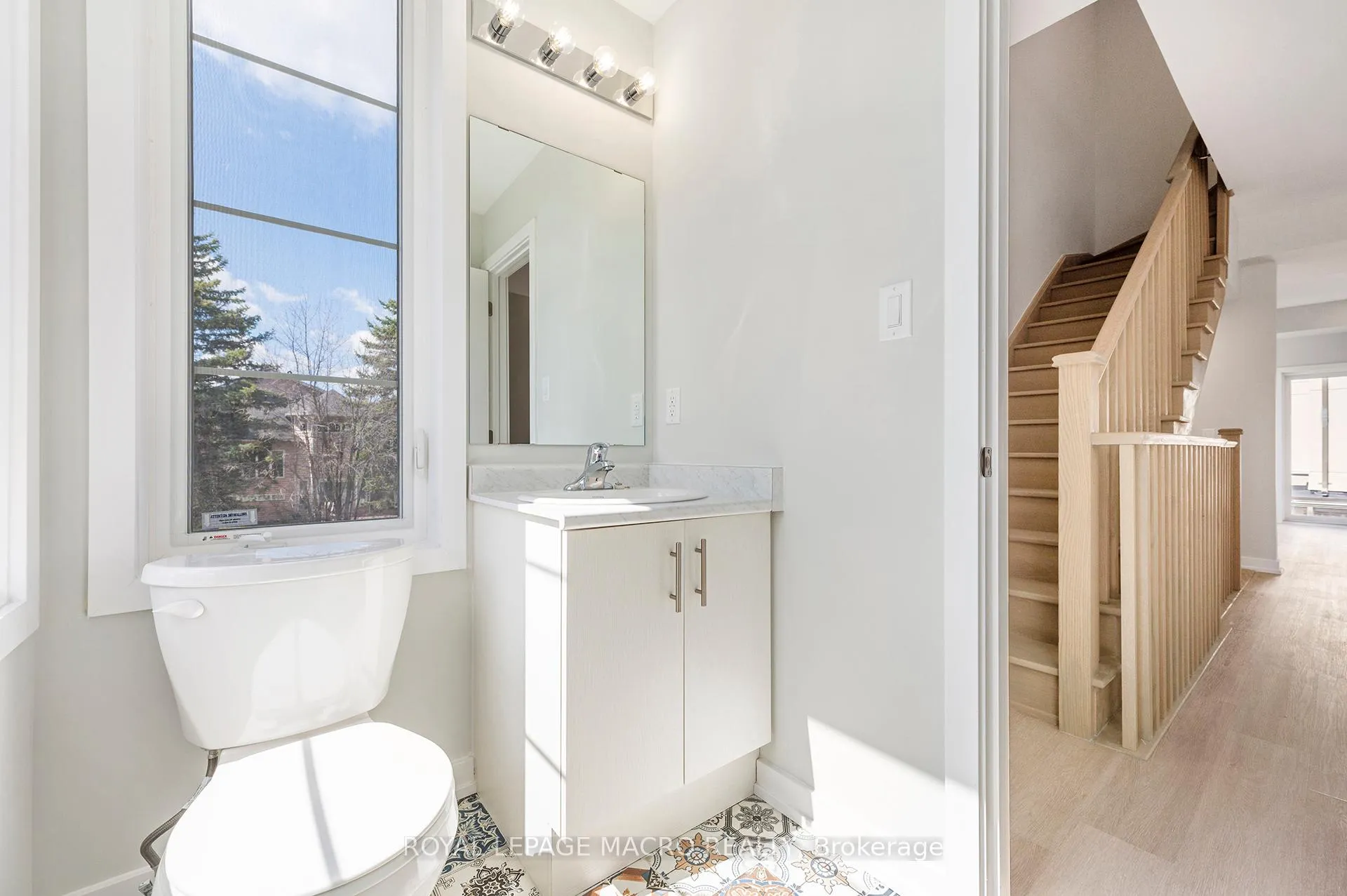 Photo 29 of 2 Winters Crescent, Collingwood — HOMEH