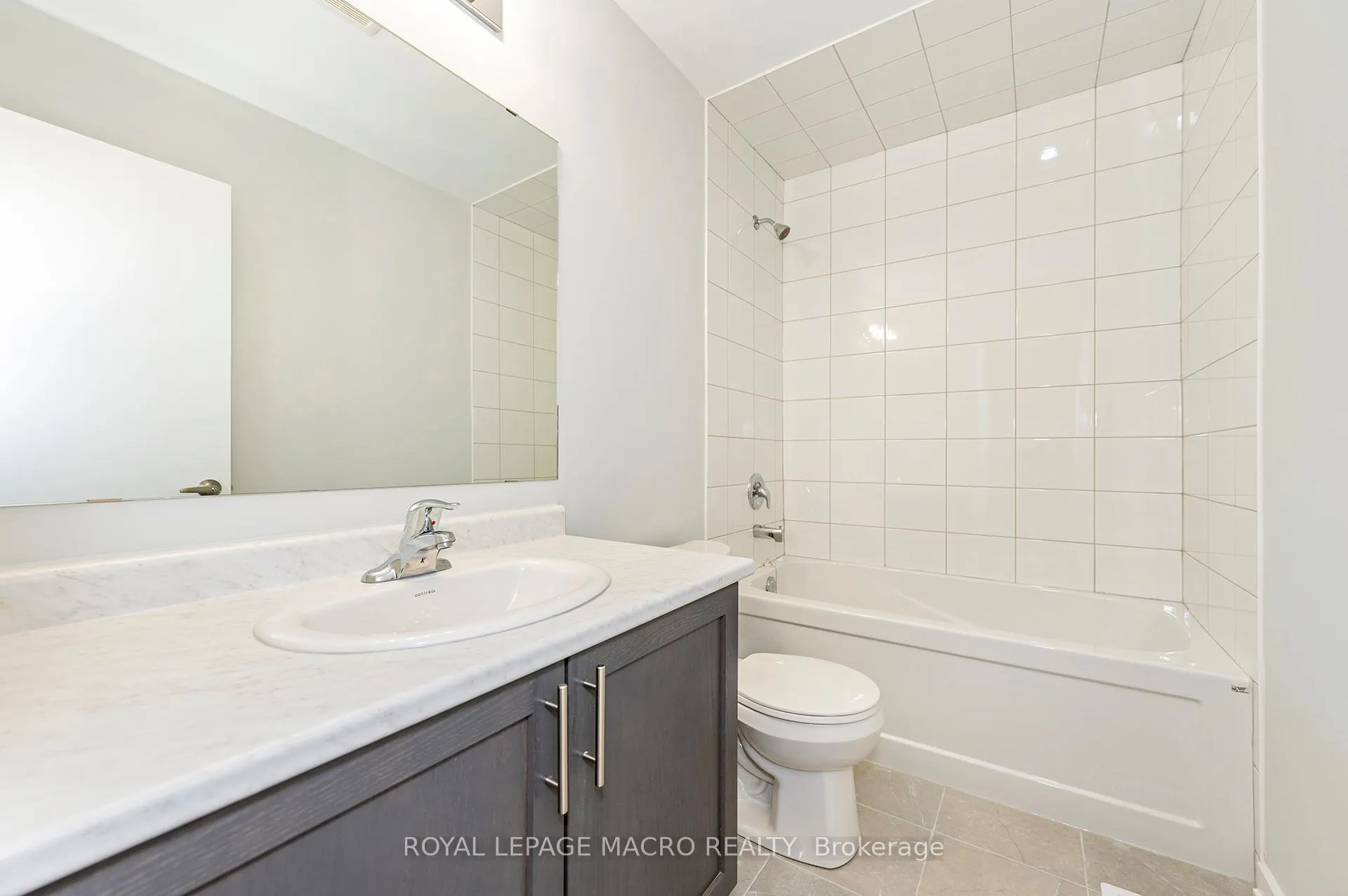 Photo 40 of 2 Winters Crescent, Collingwood — HOMEH