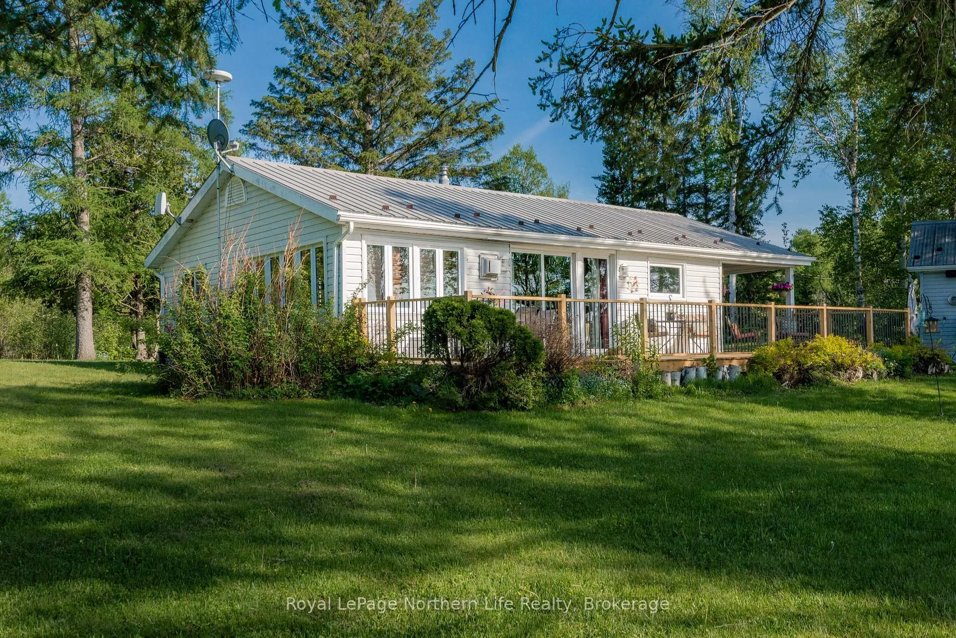 Photo 12 of 80 Islandview Lane, Chisholm — HOMEH