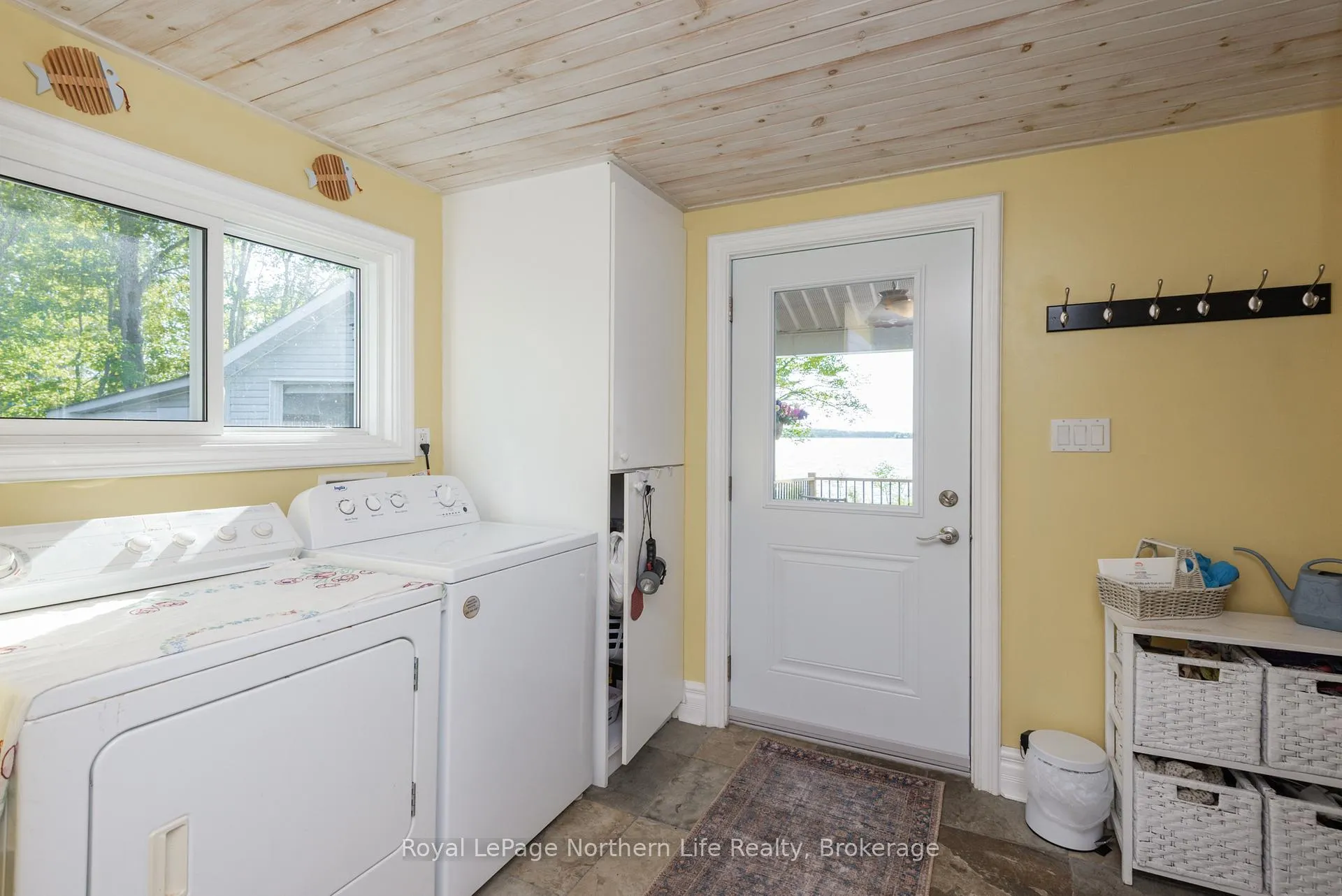 Photo 25 of 80 Islandview Lane, Chisholm — HOMEH