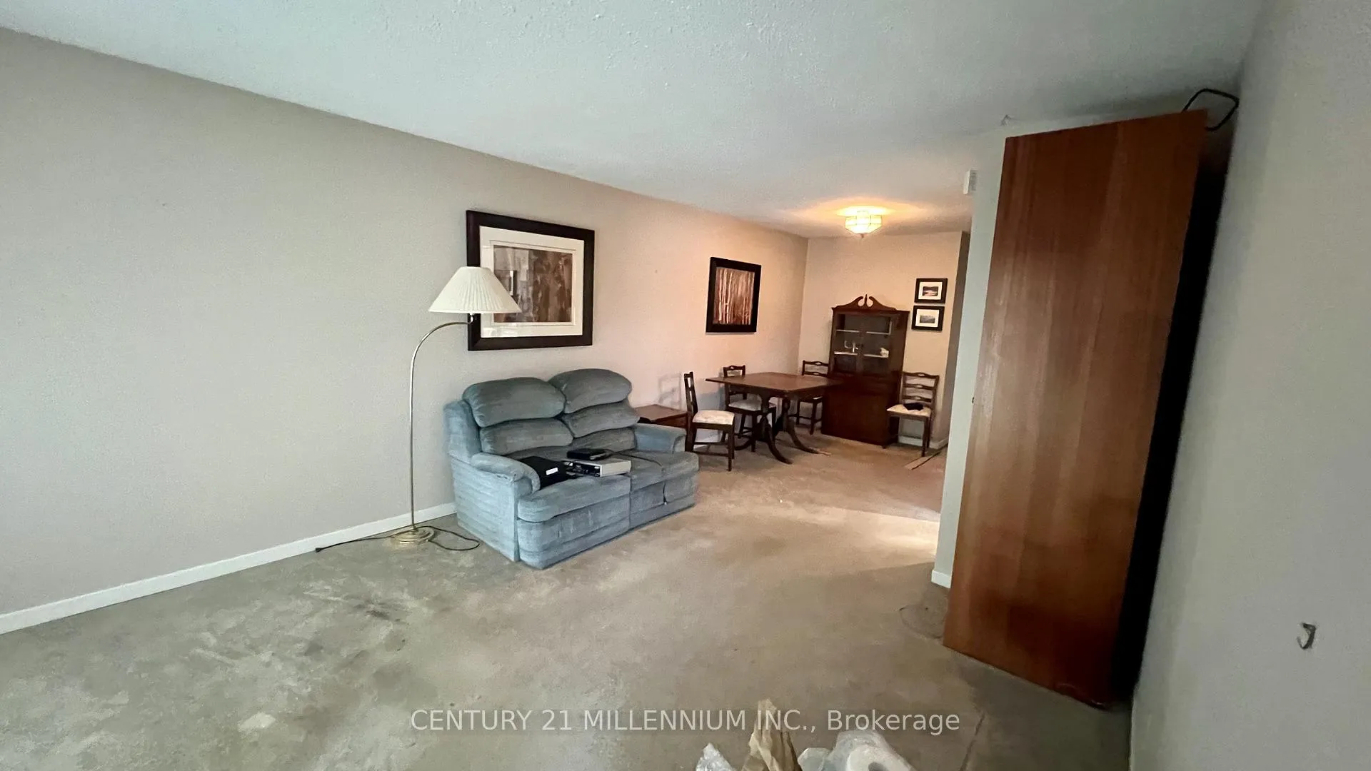 Photo 7 of 68 Burbank Crescent, Orangeville — HOMEH