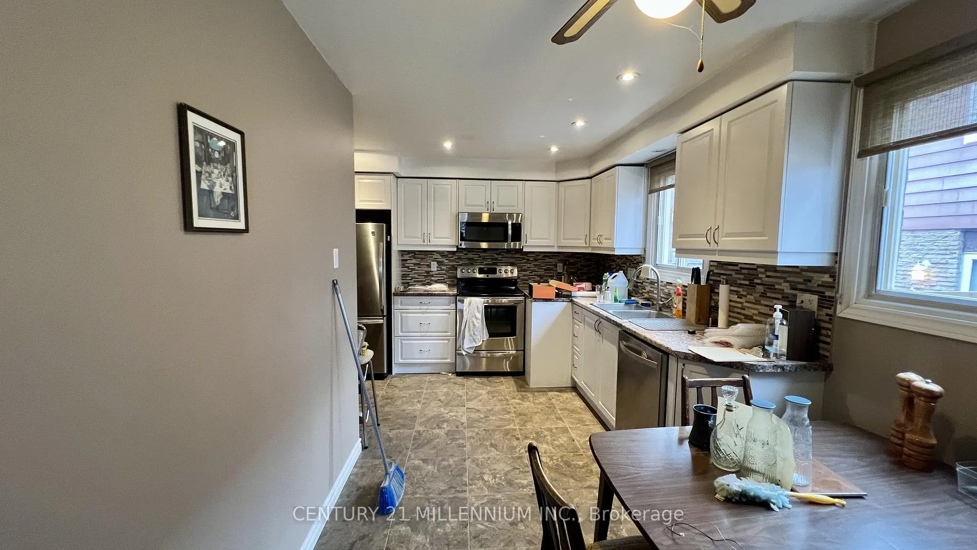 Photo 8 of 68 Burbank Crescent, Orangeville — HOMEH