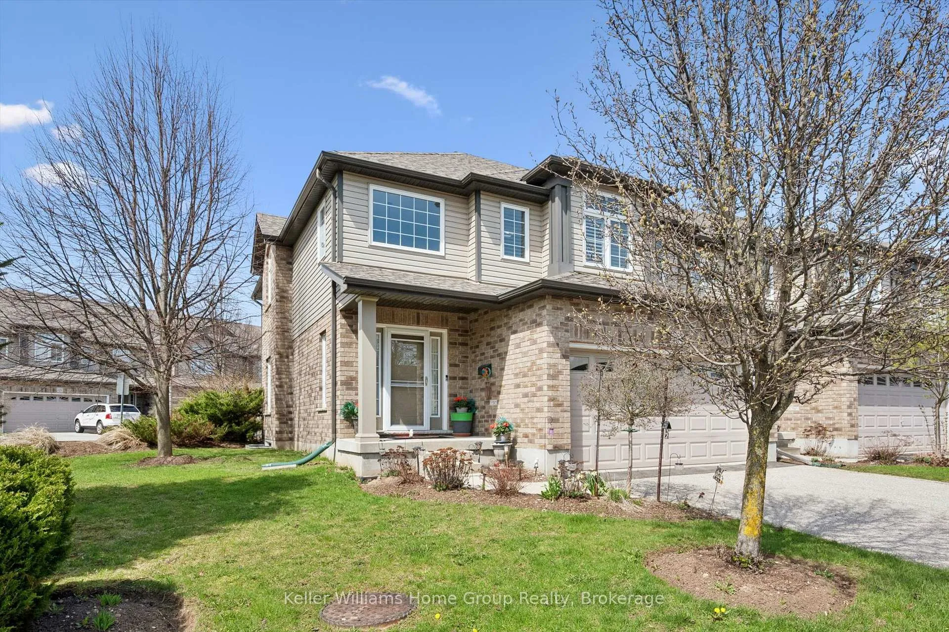 Photo 2 of Unit 16, 24 Lowes Road E, Guelph, Pineridge/Westminster Woods — HOMEH