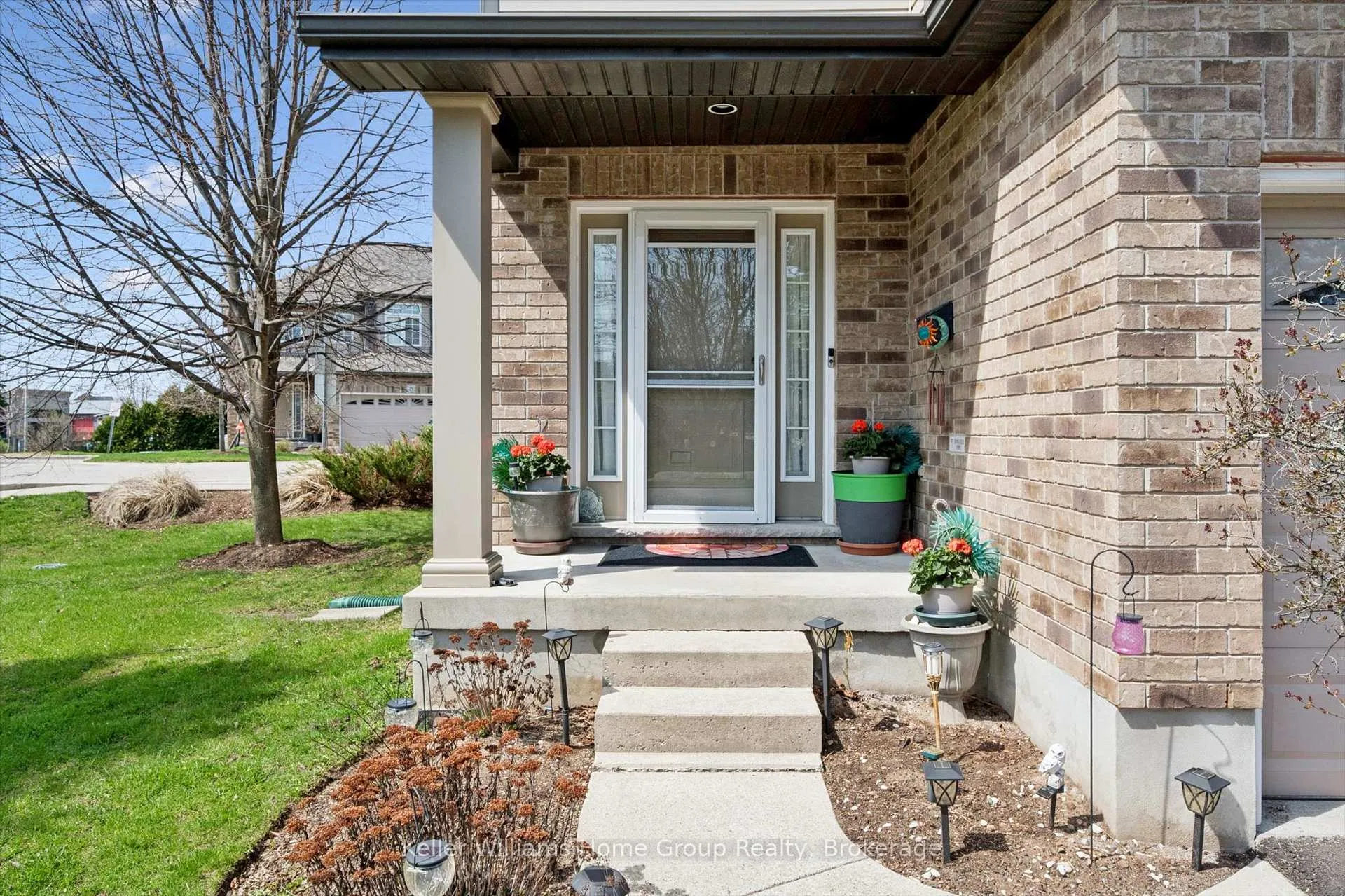 Photo 4 of Unit 16, 24 Lowes Road E, Guelph, Pineridge/Westminster Woods — HOMEH