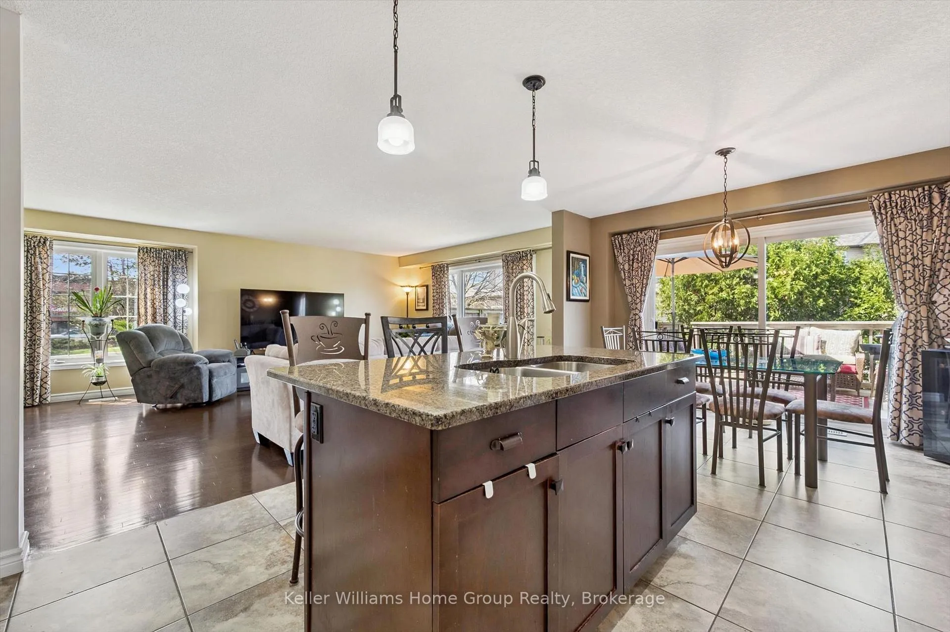 Photo 16 of Unit 16, 24 Lowes Road E, Guelph, Pineridge/Westminster Woods — HOMEH