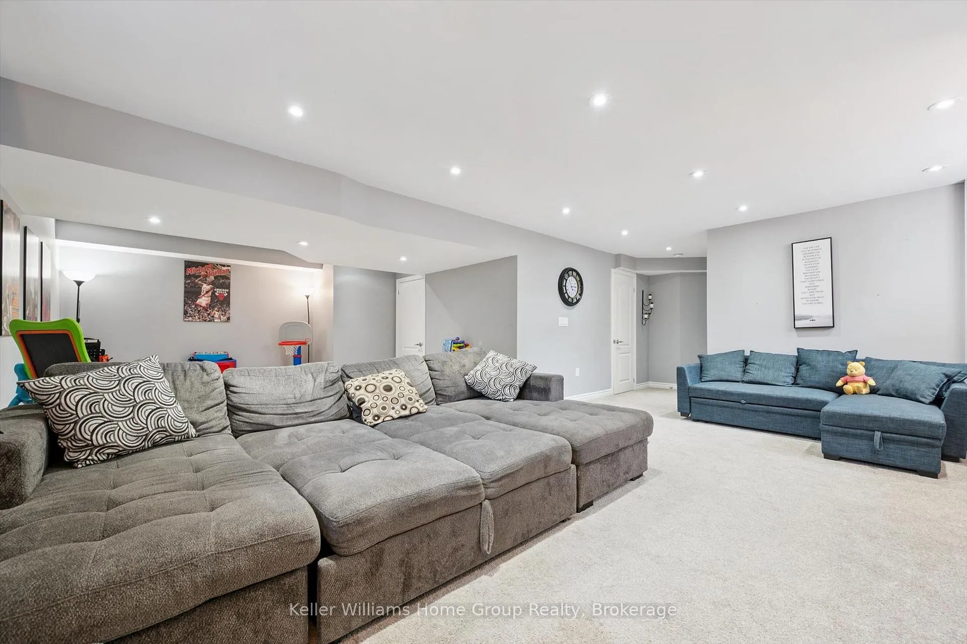 Photo 32 of Unit 16, 24 Lowes Road E, Guelph, Pineridge/Westminster Woods — HOMEH