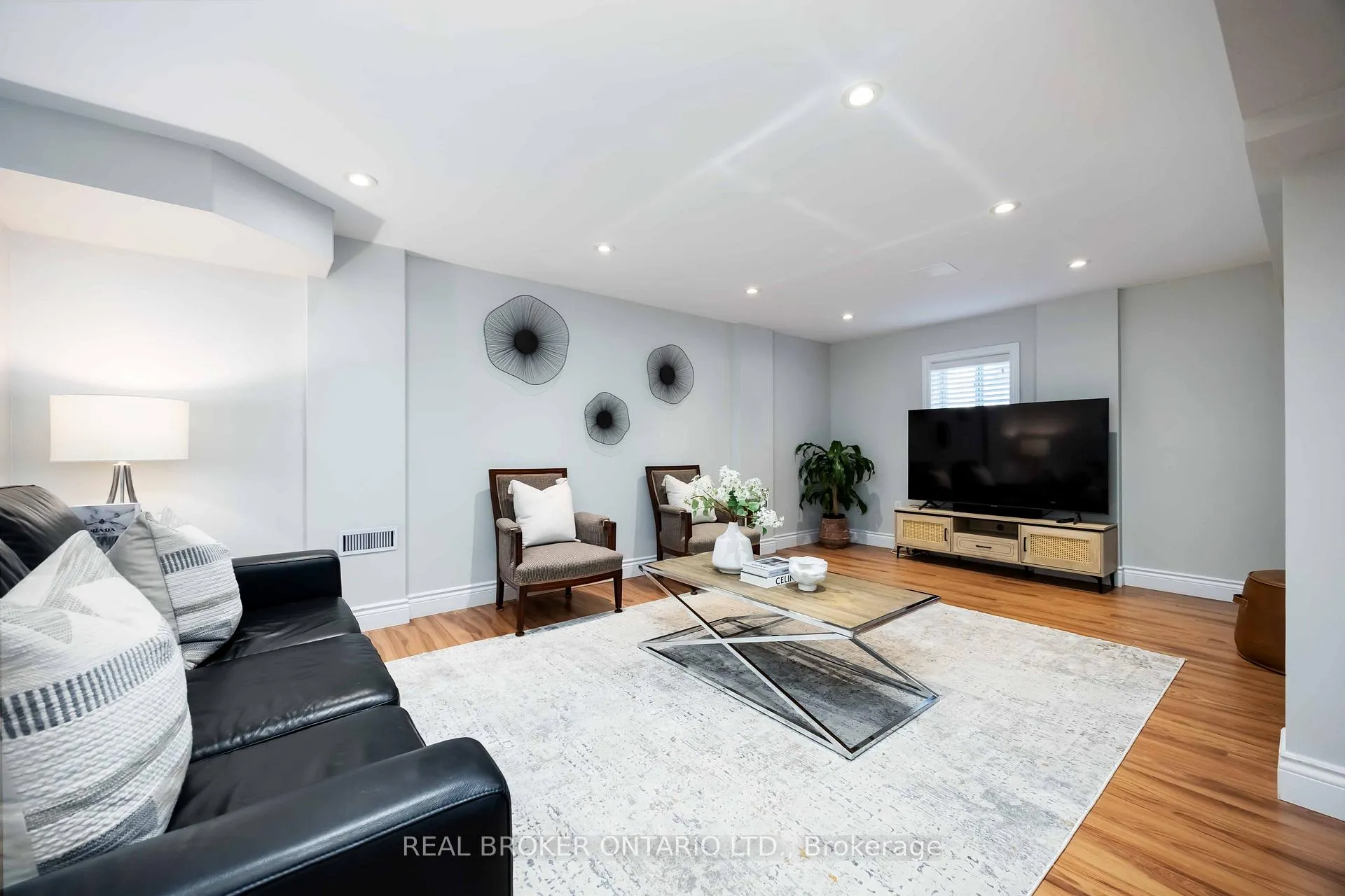 Photo 21 of 122 Cedarcrest Boulevard, Toronto, O'Connor-Parkview — HOMEH