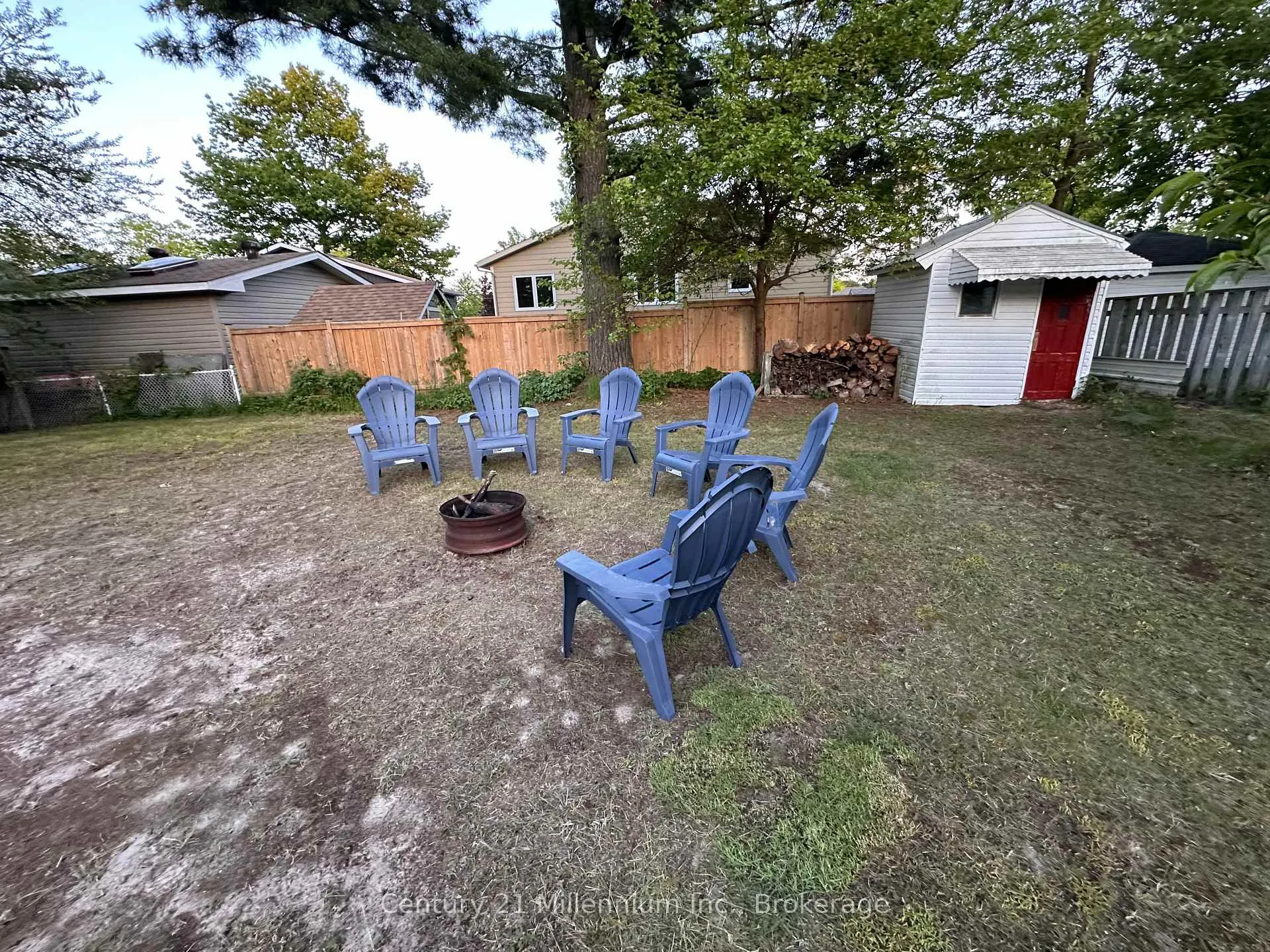 Photo 9 of 457 Mosley Street, Wasaga Beach — HOMEH
