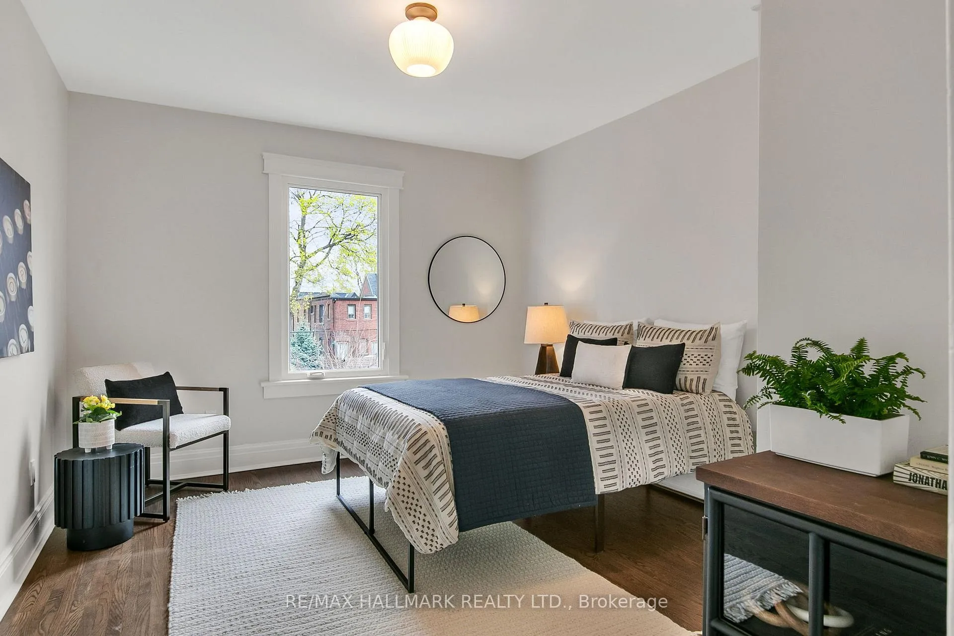 Photo 16 of 133 Langford Avenue, Toronto, Danforth — HOMEH