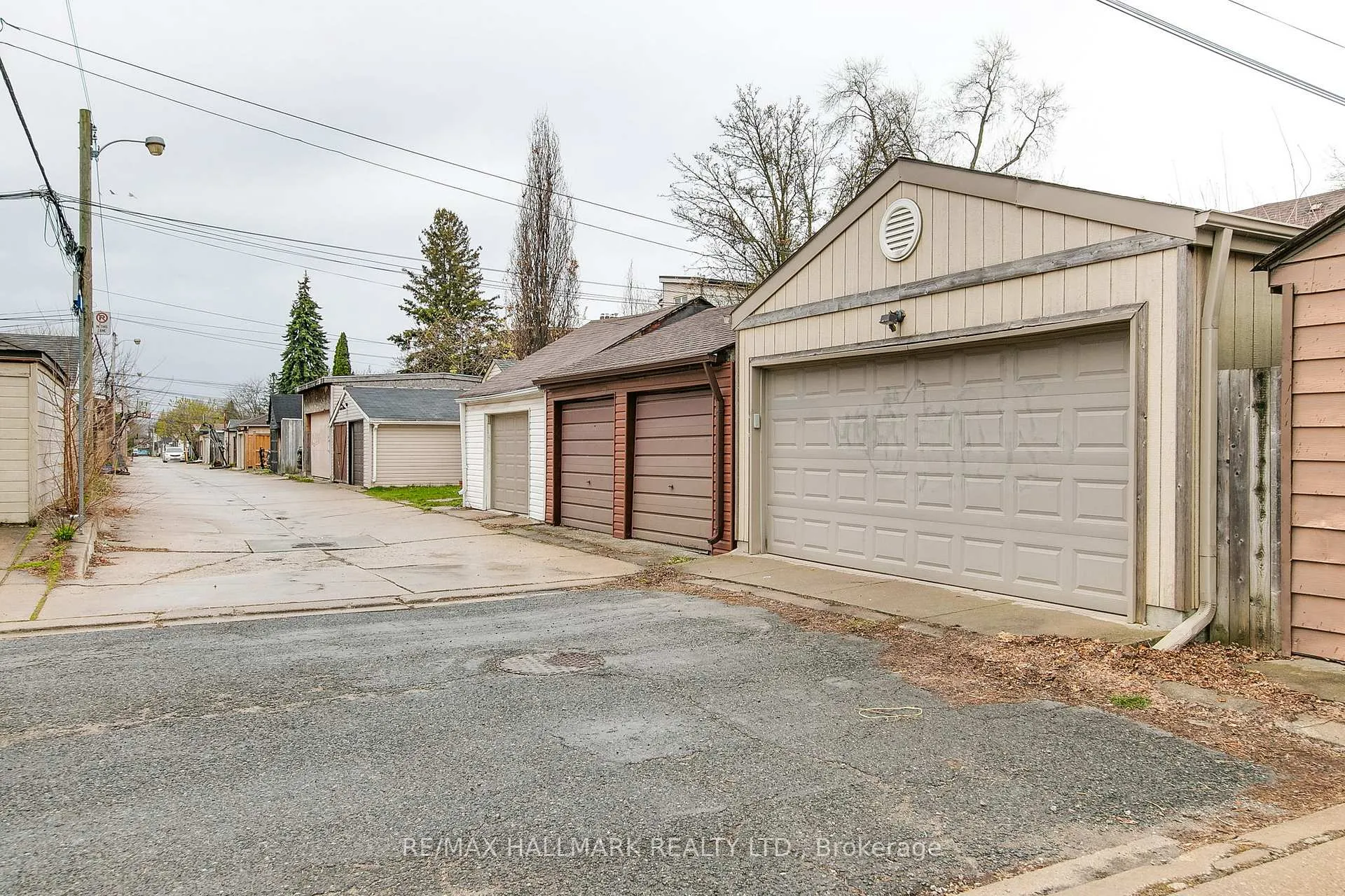 Photo 28 of 133 Langford Avenue, Toronto, Danforth — HOMEH
