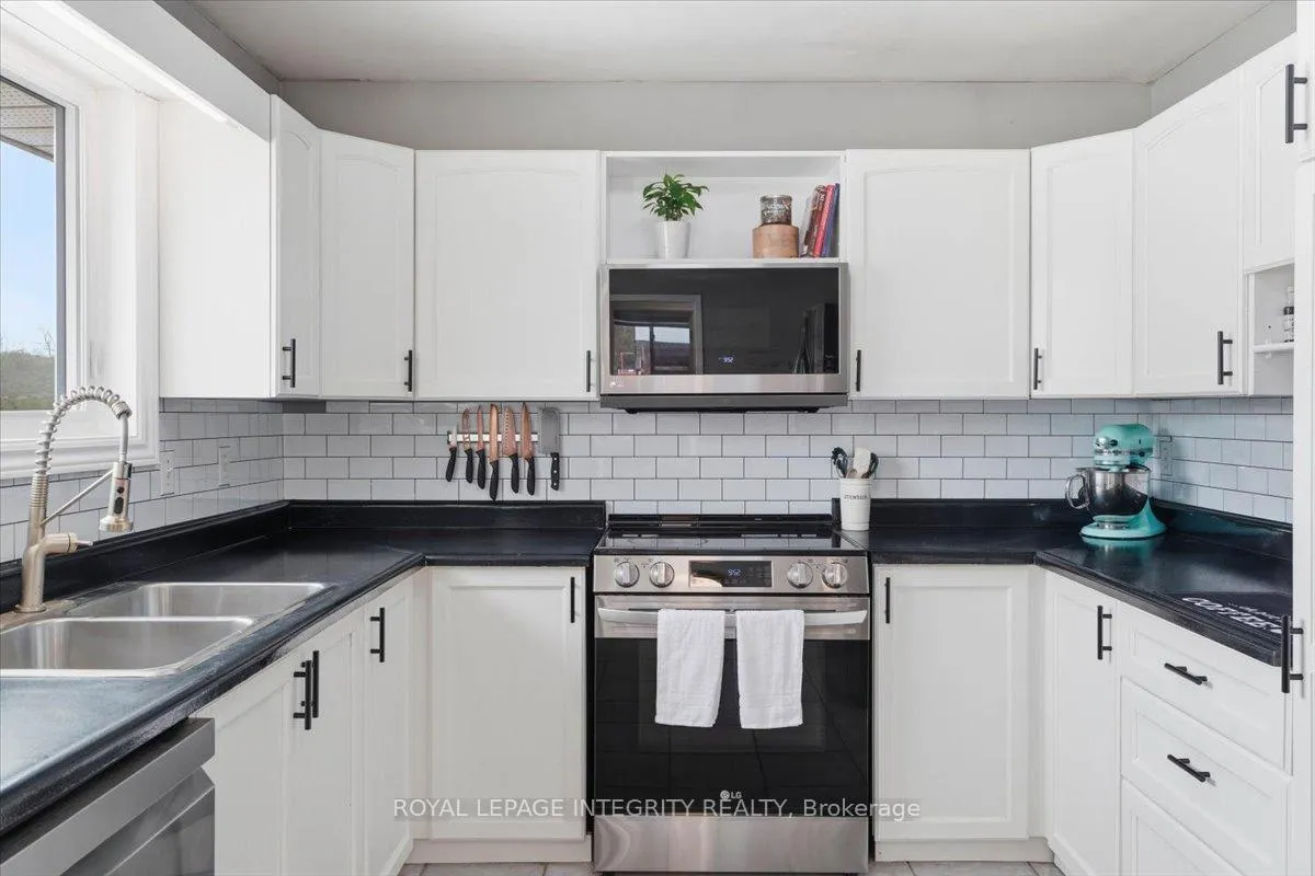 Photo 13 of 649 Bigford Road, Quinte West, Murray Ward — HOMEH