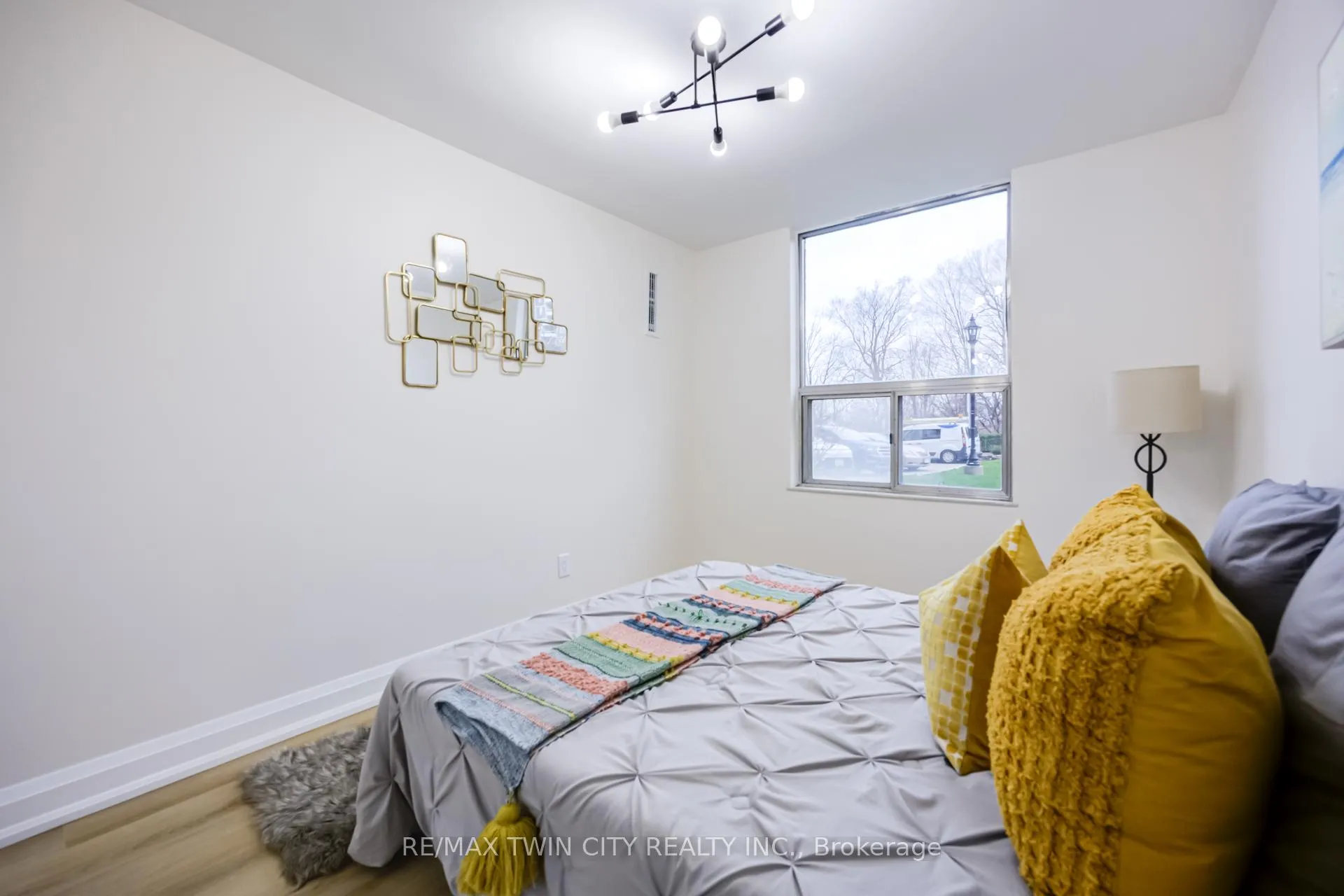 Photo 22 of Unit #304, 20 Edgecliff Golfway, Toronto, Flemingdon Park — HOMEH