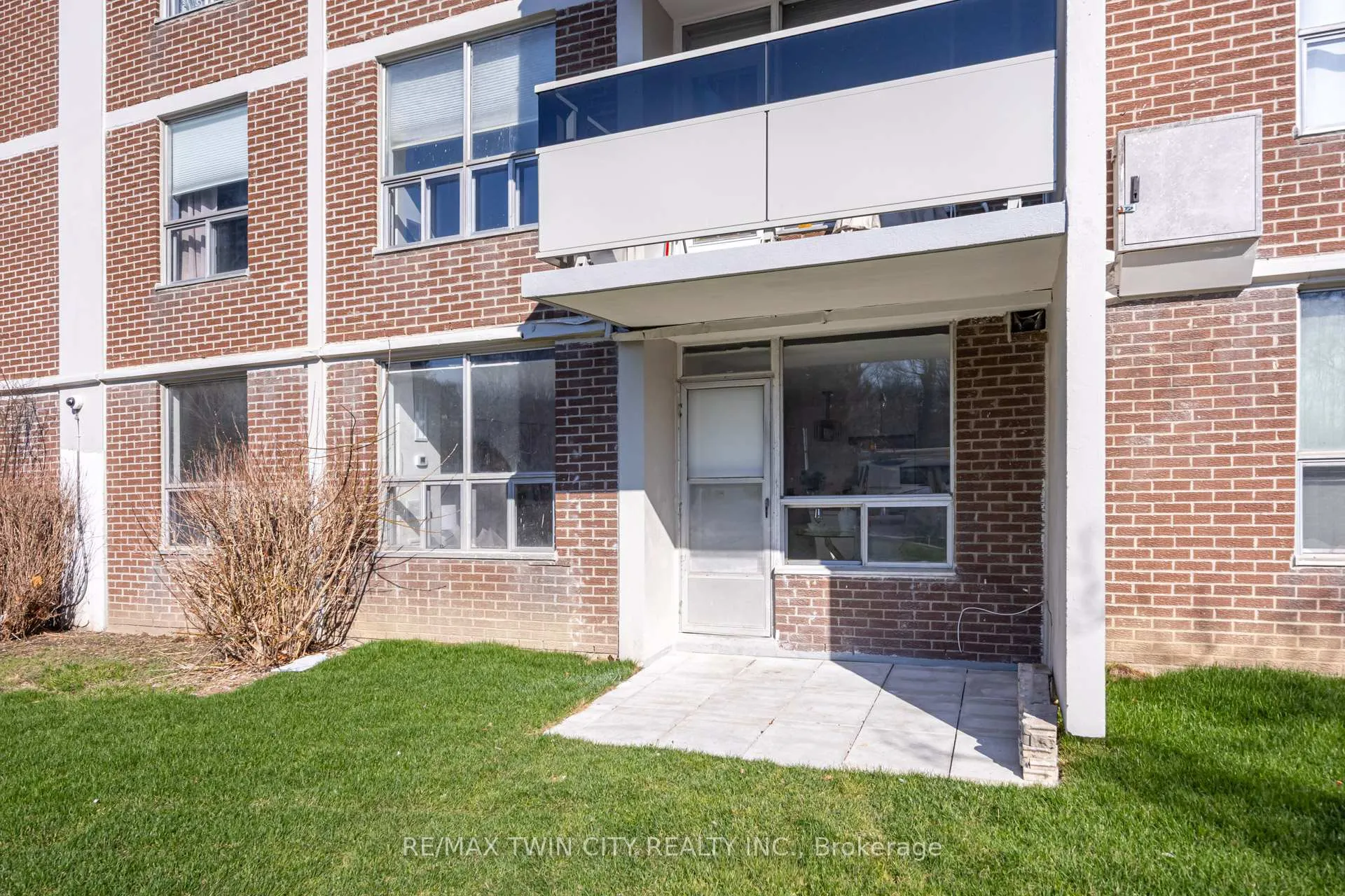 Photo 36 of Unit #304, 20 Edgecliff Golfway, Toronto, Flemingdon Park — HOMEH