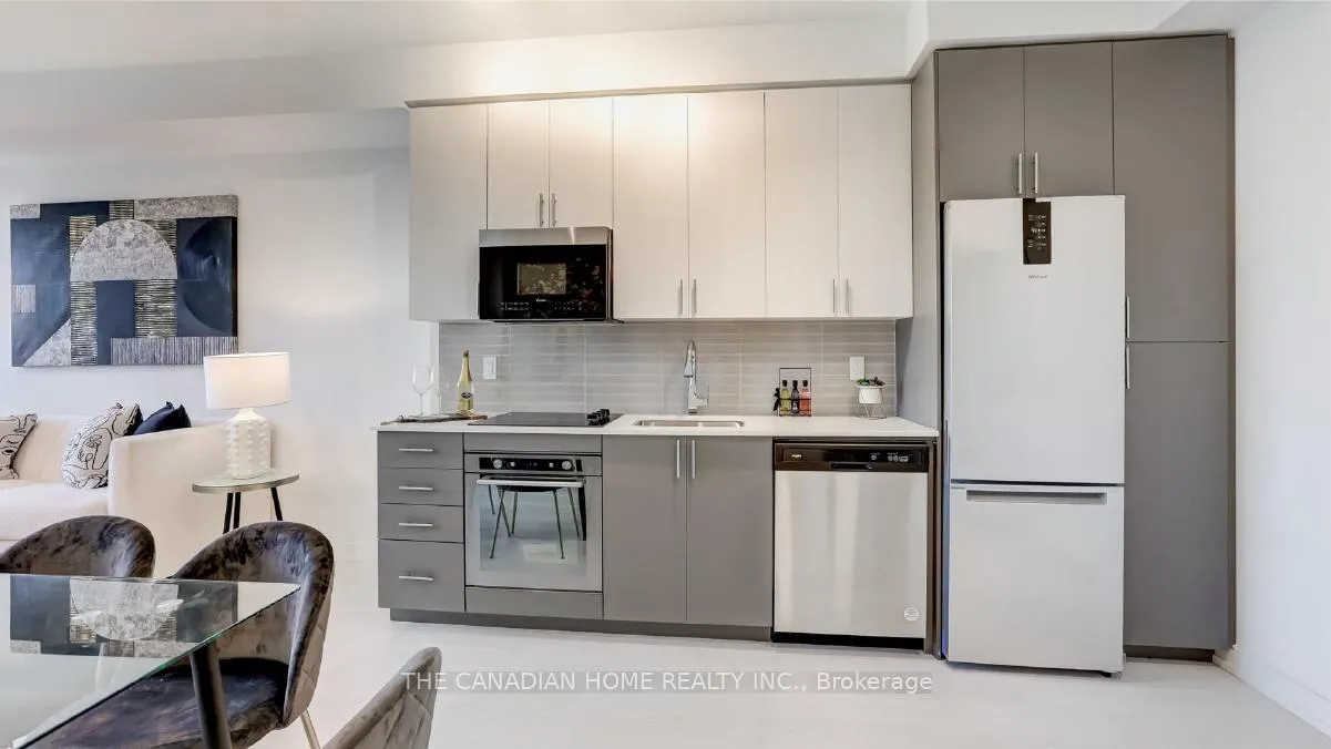 Photo 5 of Unit 402, 415 Main Street W, Hamilton, Kirkendall — HOMEH