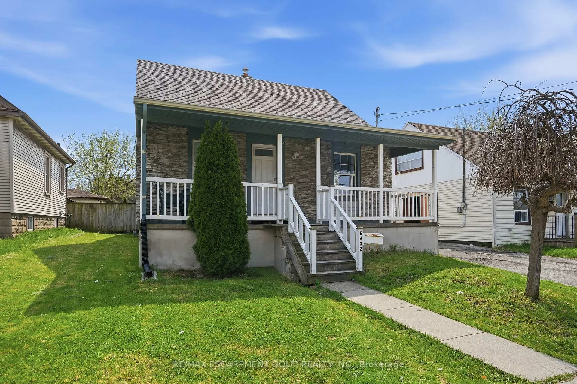 Photo 1 of 5432 Mcrae Street, Niagara Falls, Cherrywood — HOMEH