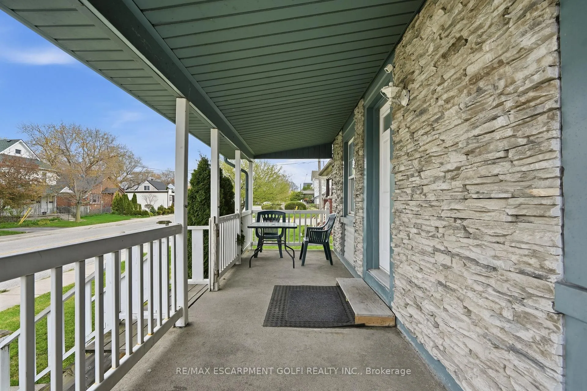Photo 3 of 5432 Mcrae Street, Niagara Falls, Cherrywood — HOMEH