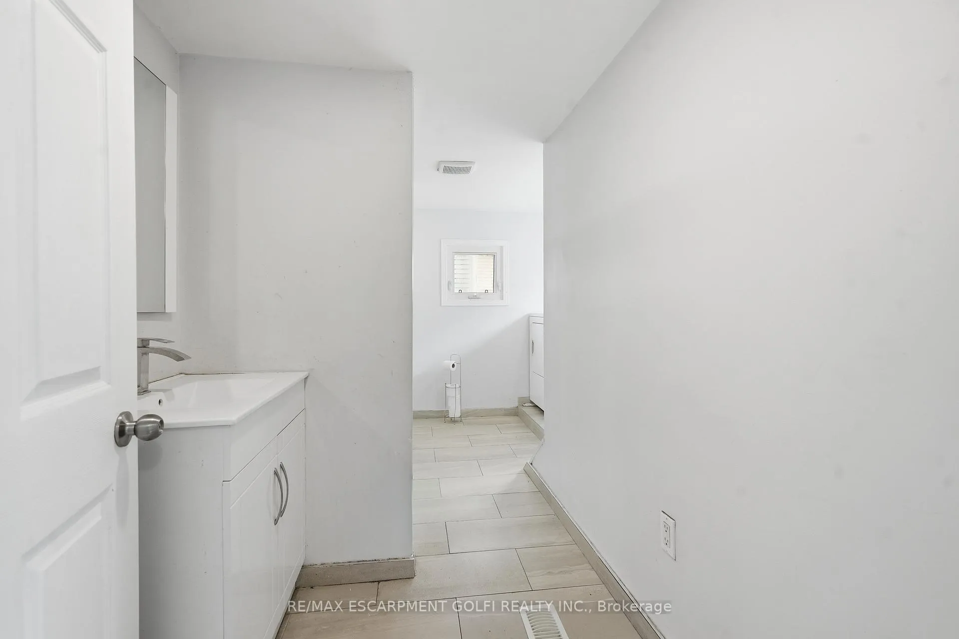 Photo 15 of 5432 Mcrae Street, Niagara Falls, Cherrywood — HOMEH