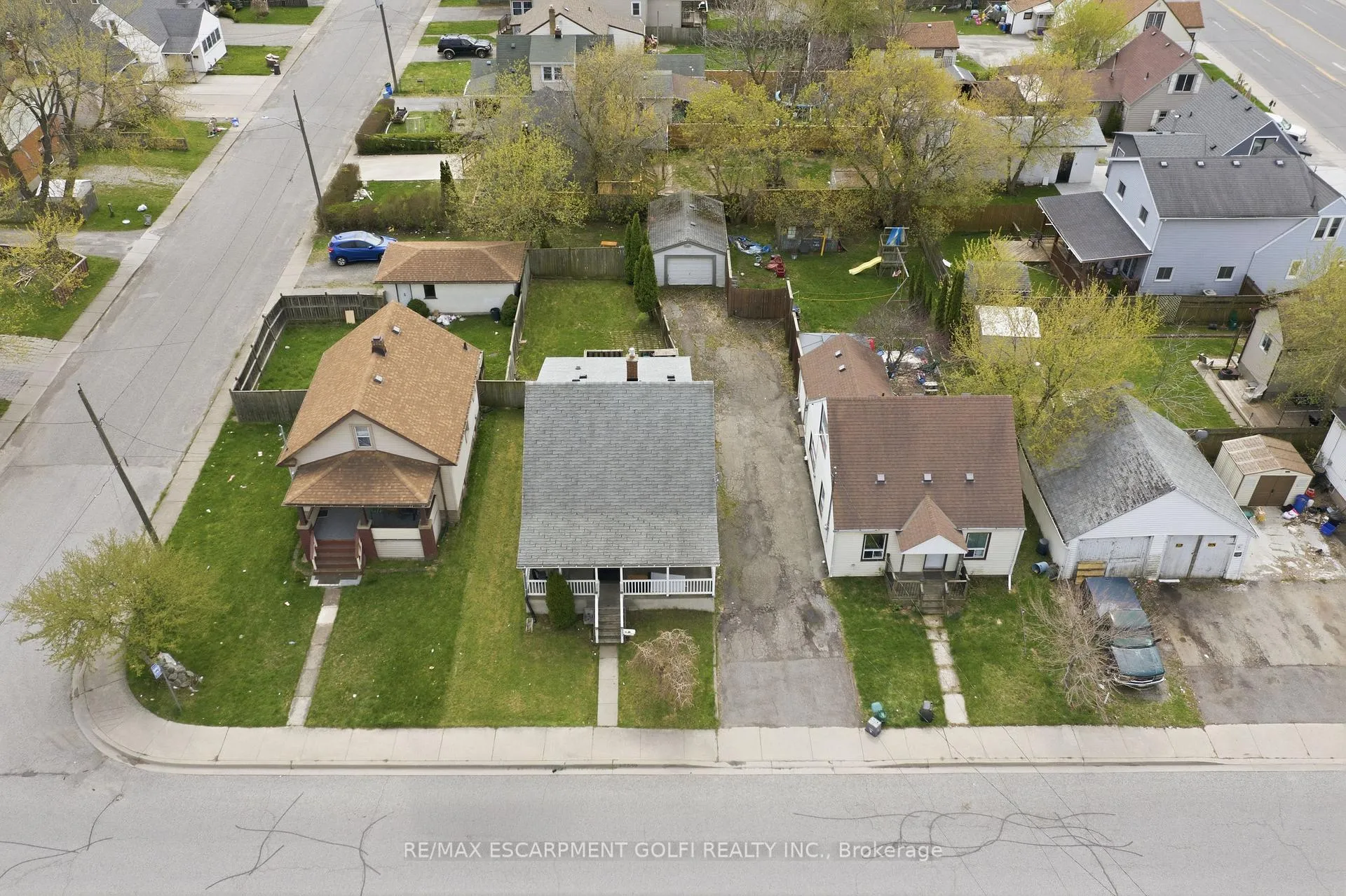 Photo 34 of 5432 Mcrae Street, Niagara Falls, Cherrywood — HOMEH