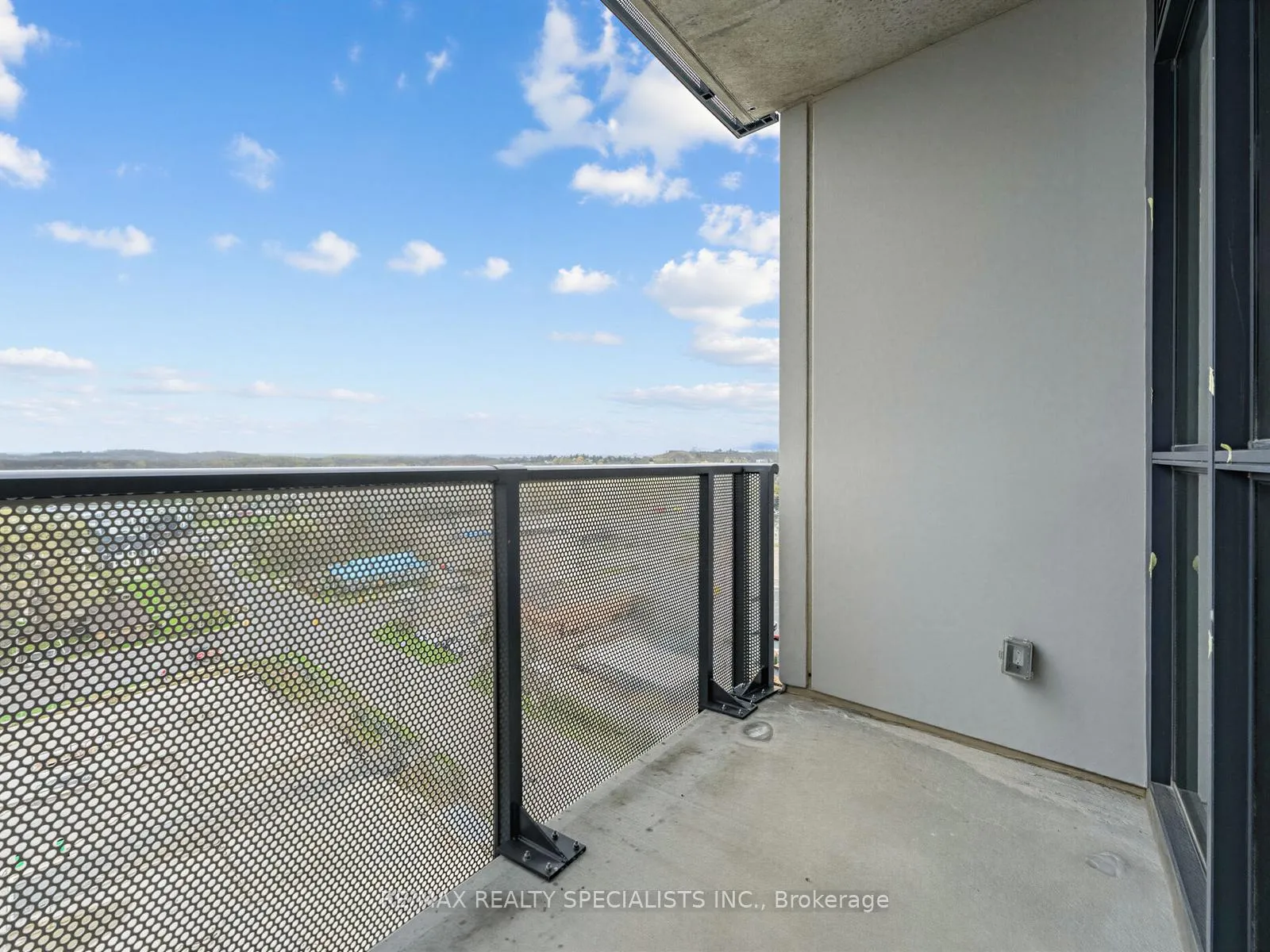 Photo 26 of 1333 Weber Street E, Kitchener — HOMEH