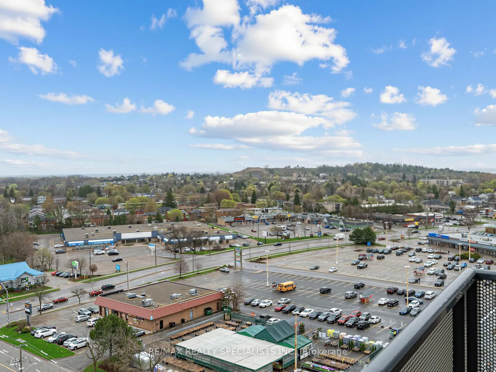 Photo 29 of 1333 Weber Street E, Kitchener — HOMEH