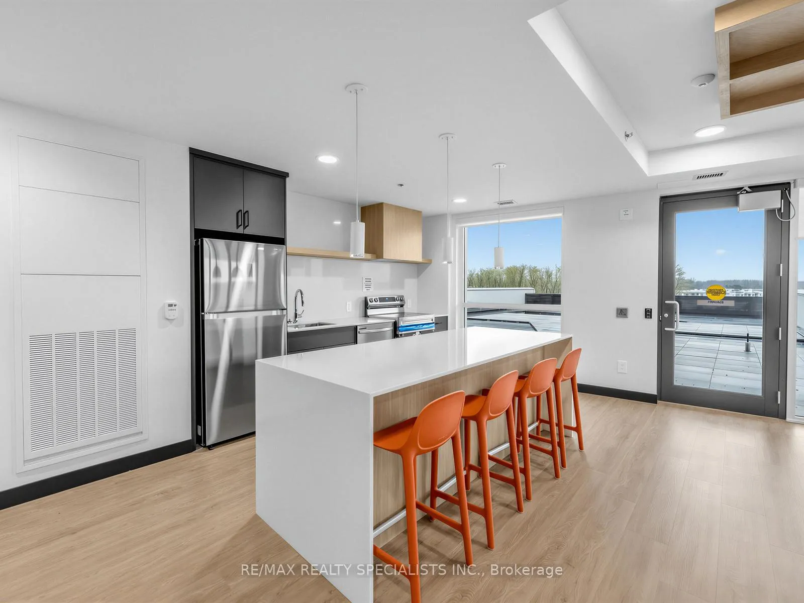 Photo 33 of 1333 Weber Street E, Kitchener — HOMEH