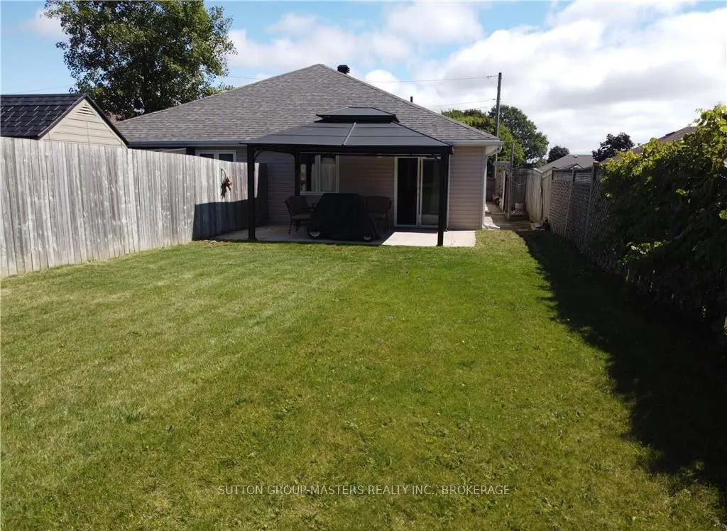 Photo 12 of 76 Butler Street, Kingston, Rideau — HOMEH