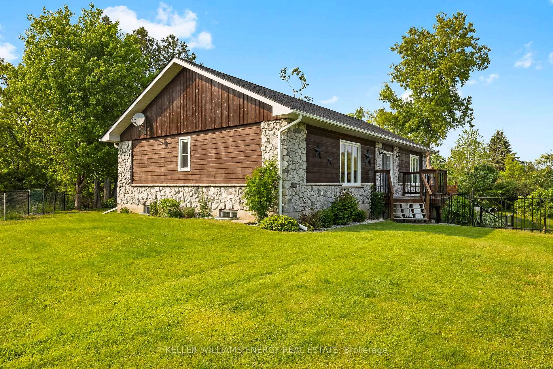Photo 3 of 4070 Hwy 28, Selwyn — HOMEH