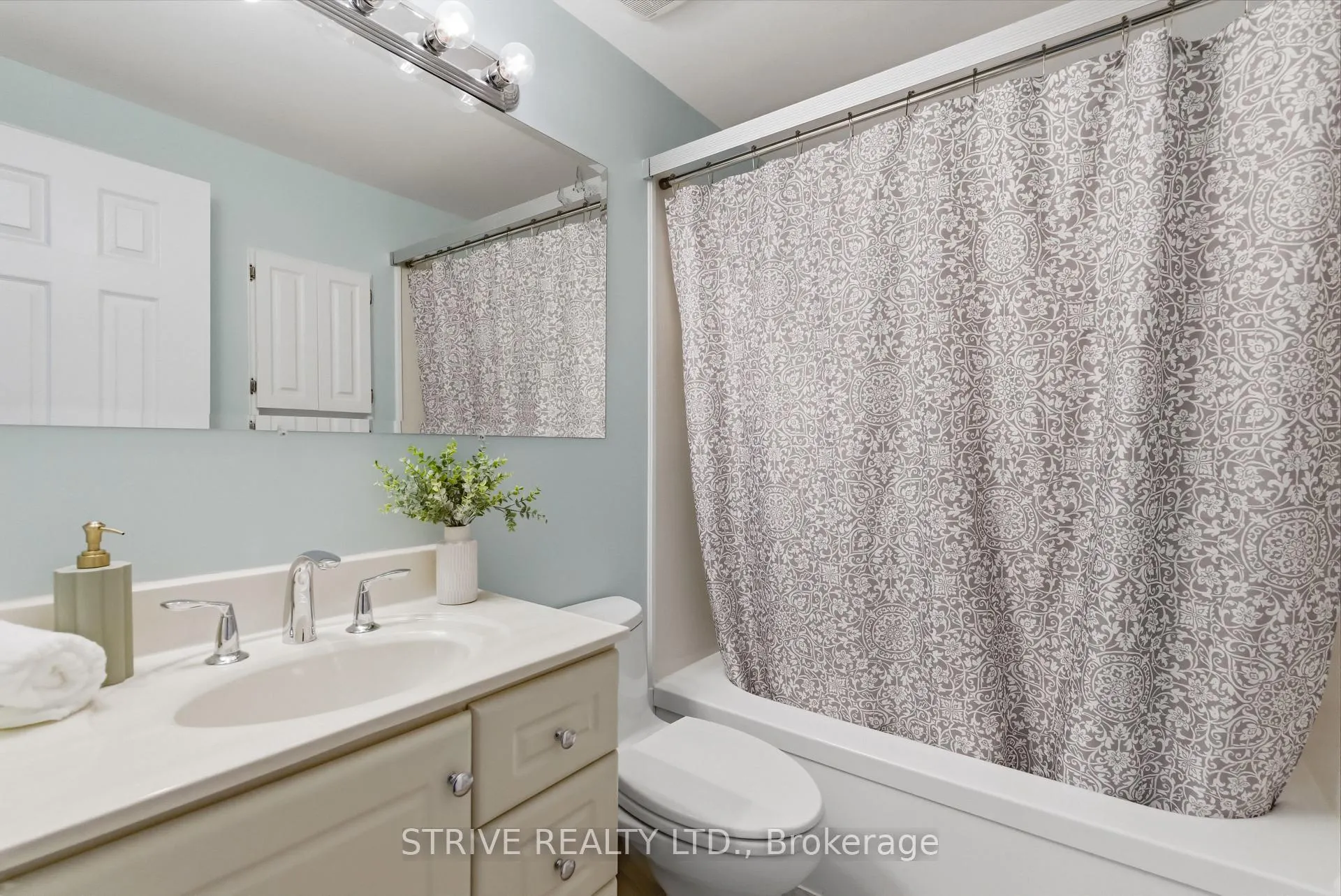Photo 31 of 505 Salisbury Street, Oshawa, Vanier — HOMEH