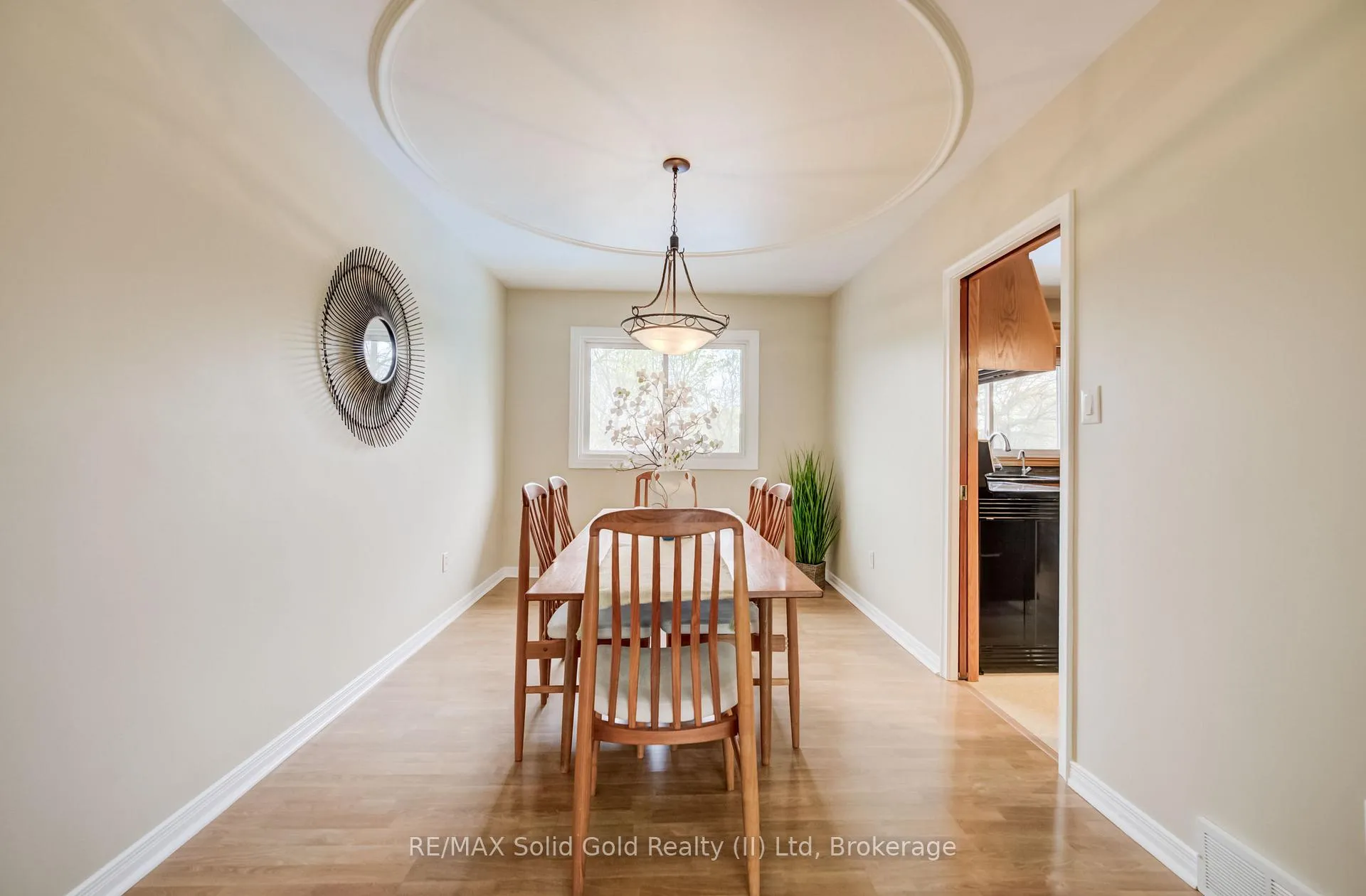 Photo 13 of 46 Peachwood Court, Kitchener — HOMEH