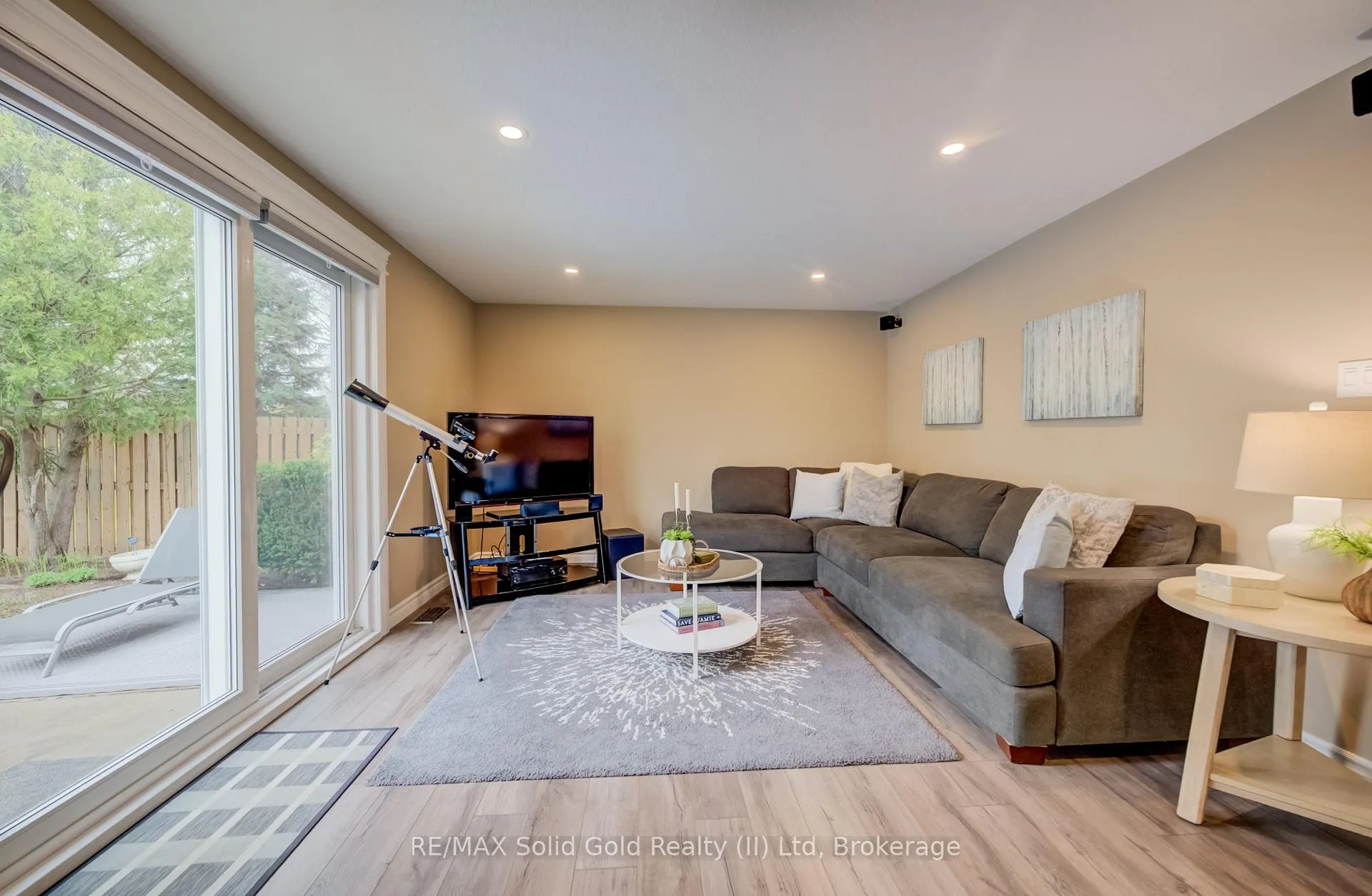 Photo 32 of 46 Peachwood Court, Kitchener — HOMEH