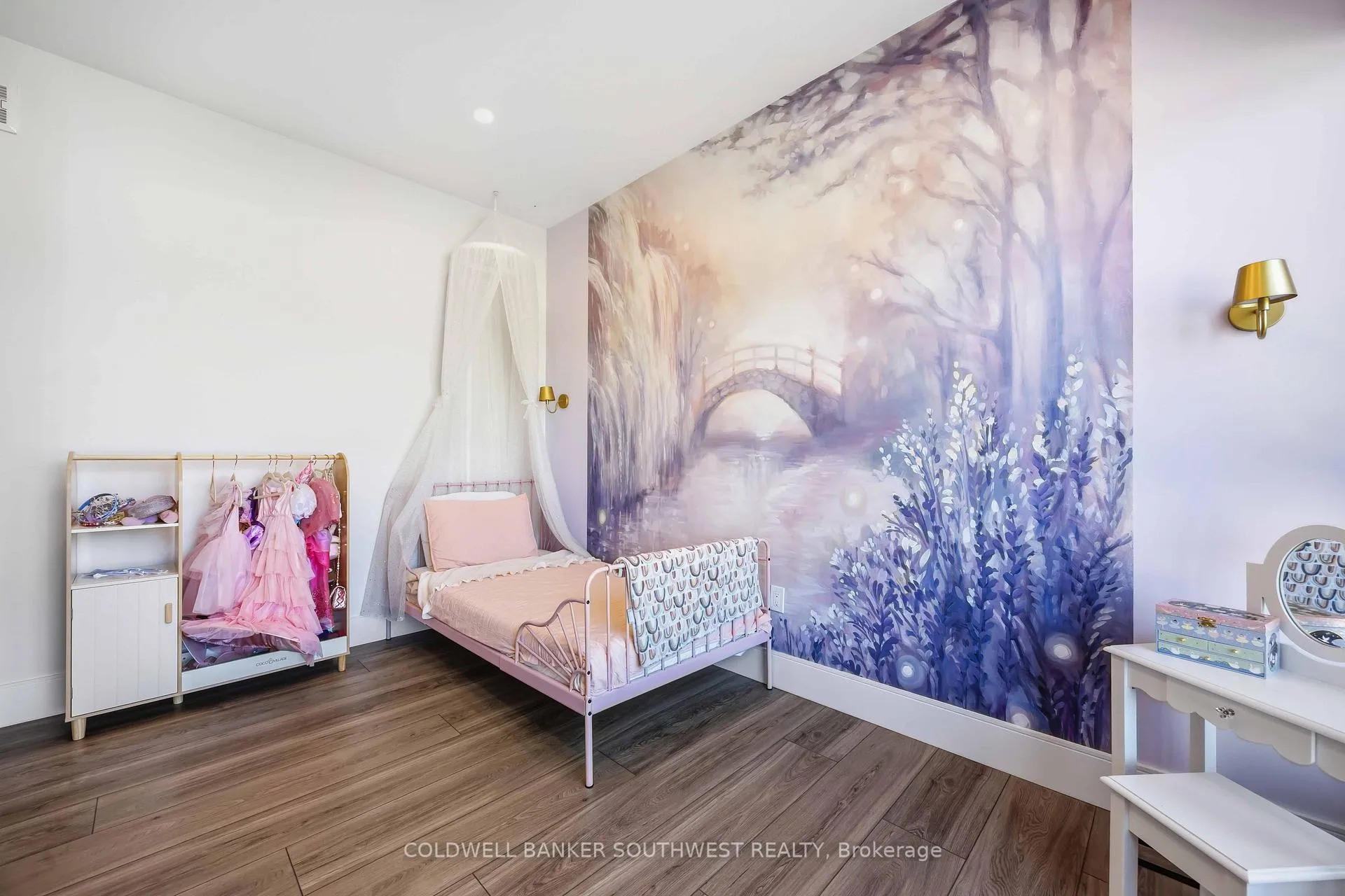 Photo 18 of 621 Mead Court, Sarnia — HOMEH