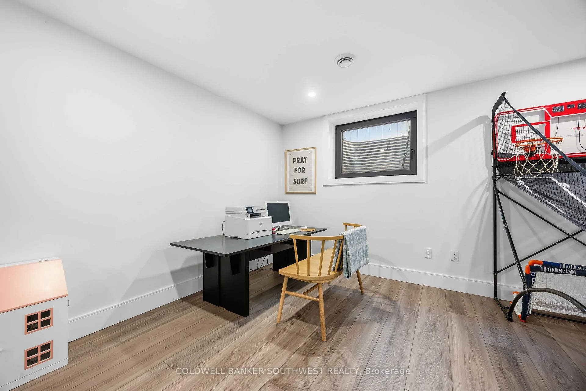 Photo 31 of 621 Mead Court, Sarnia — HOMEH