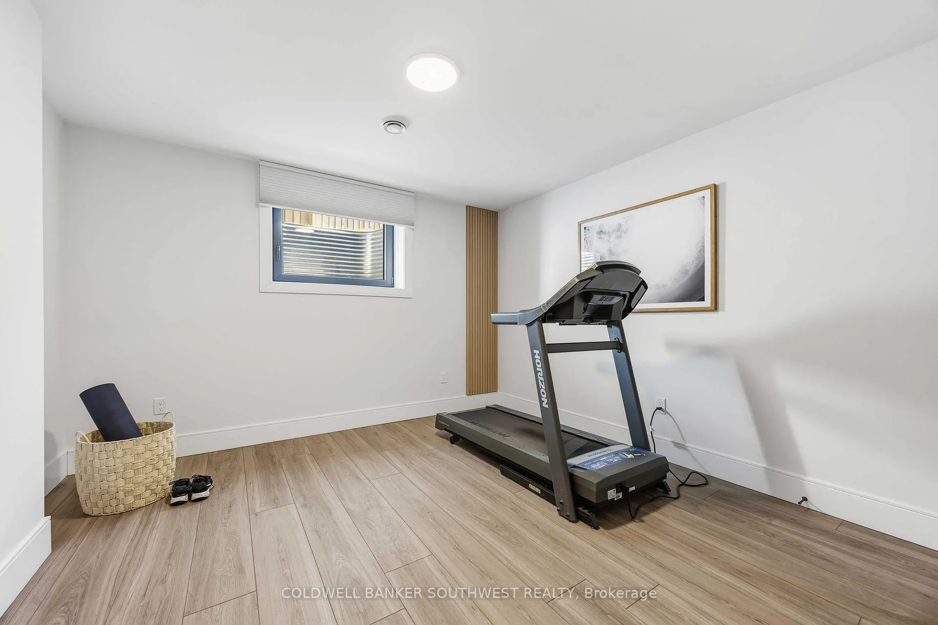 Photo 33 of 621 Mead Court, Sarnia — HOMEH