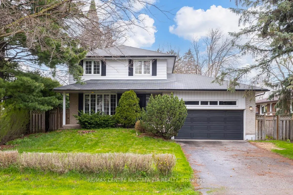 Photo 2 of 561 Wingrove Crescent, Oakville, West — HOMEH