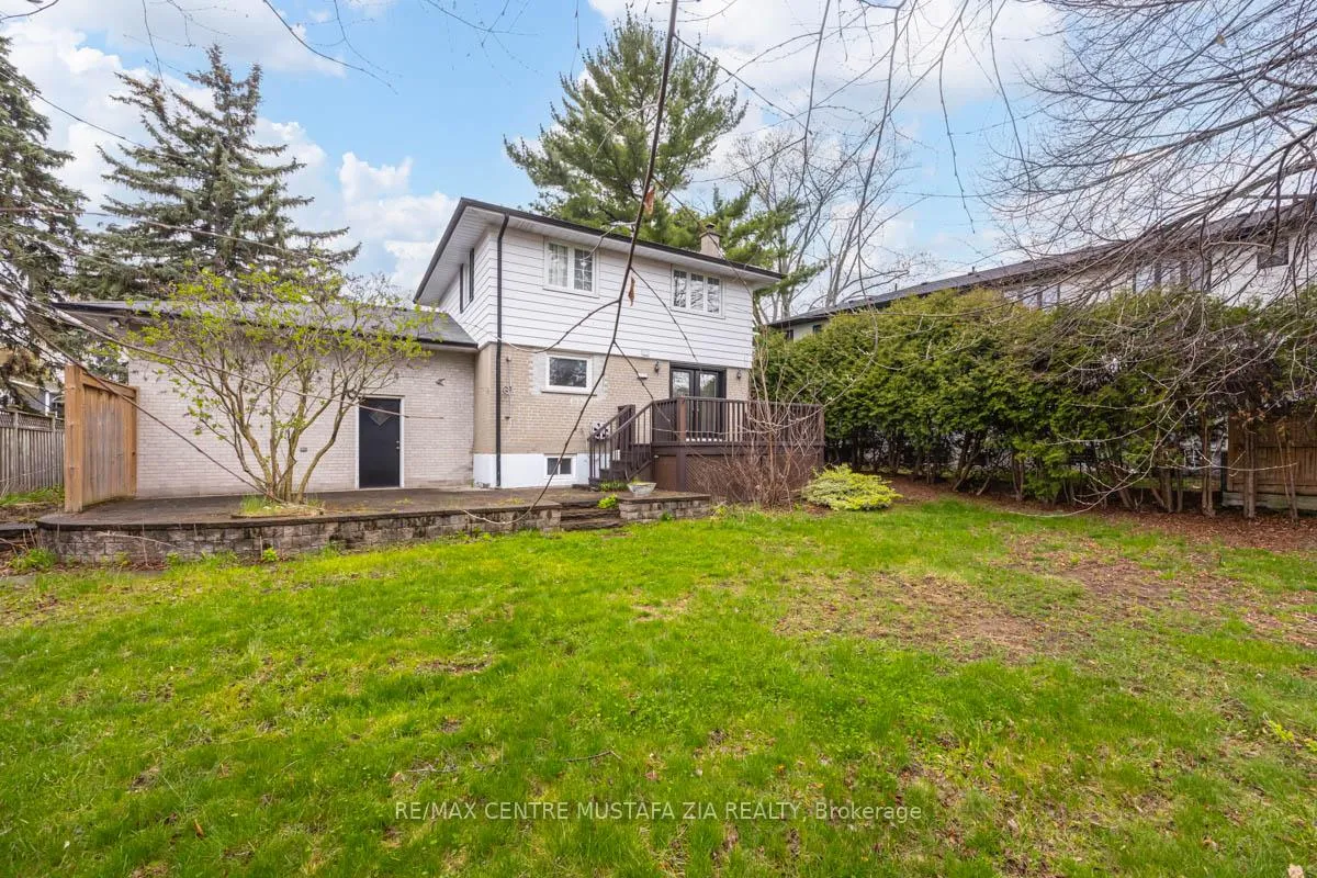 Photo 44 of 561 Wingrove Crescent, Oakville, West — HOMEH