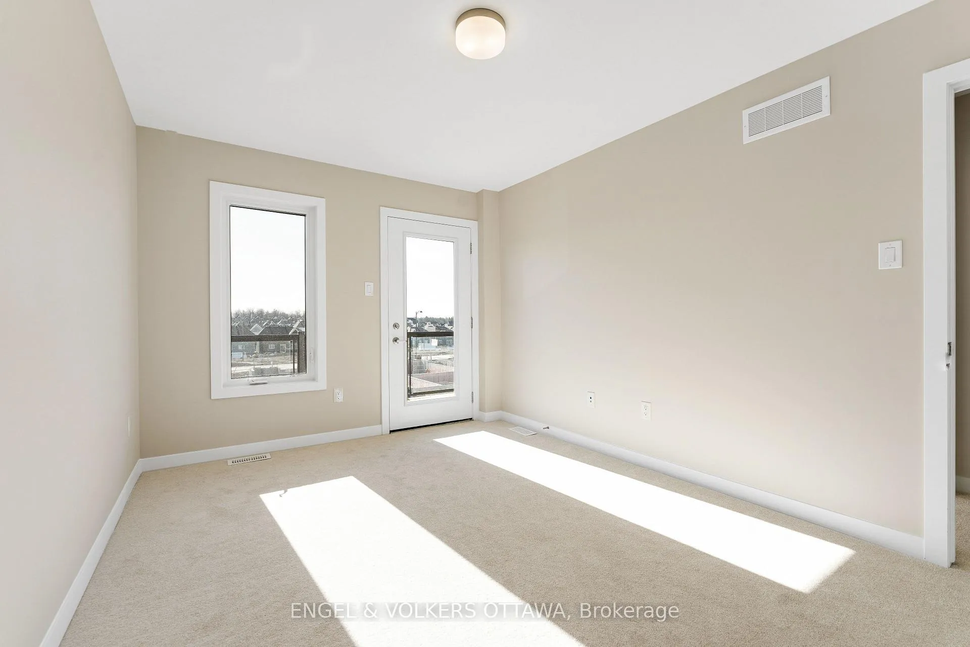 Photo 11 of 328 Catsfoot Walk, Ottawa, Barrhaven - Half Moon Bay — HOMEH