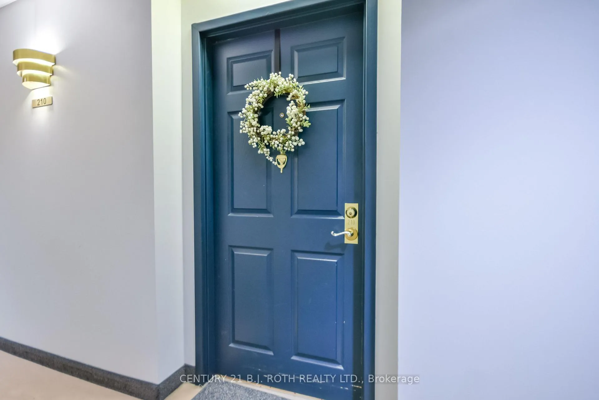 Photo 4 of Unit 210, 20 Museum Drive, Orillia — HOMEH