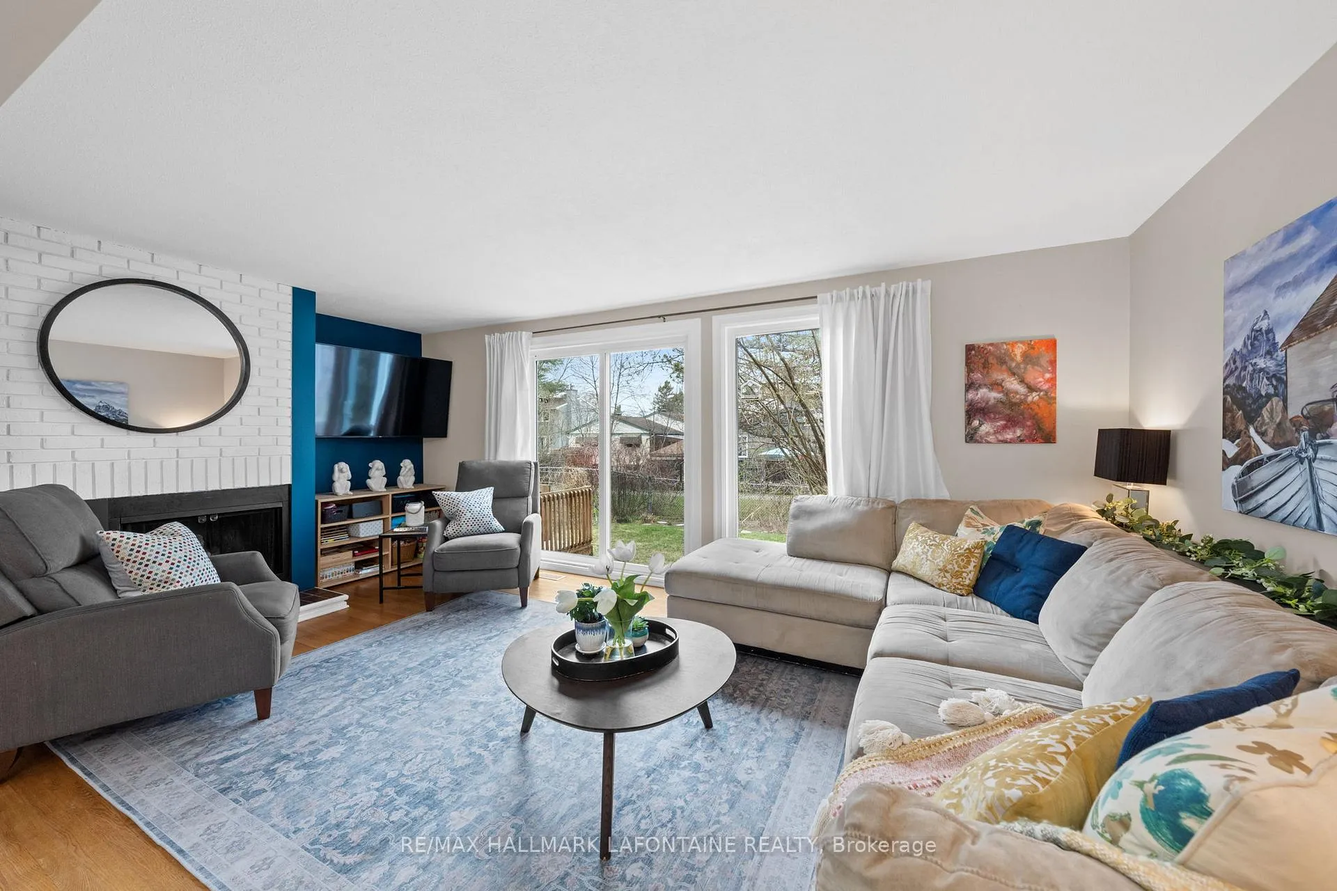 Photo 10 of 7911 Jeanne D'arc Boulevard N, Ottawa, Orleans Wood — HOMEH